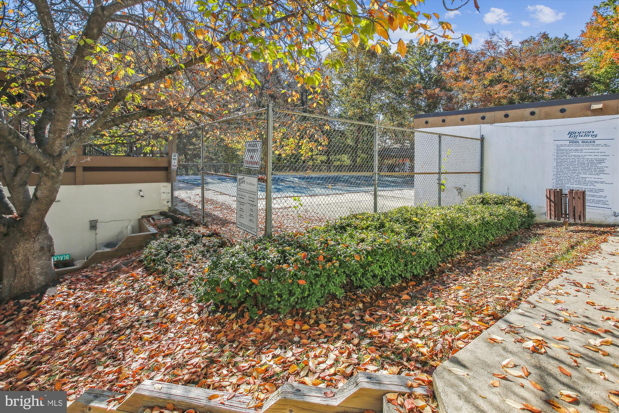 POWELLS RUN VILLAGE COND - Residential Lease