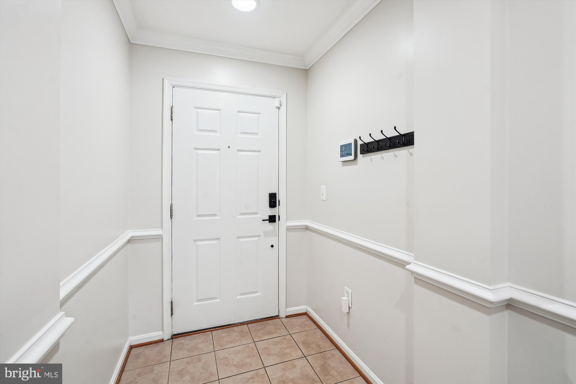 POWELLS RUN VILLAGE COND - Residential Lease