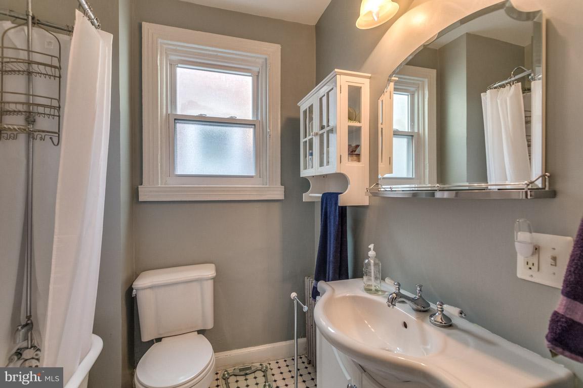 HAMPDEN HISTORIC DISTRICT - Residential