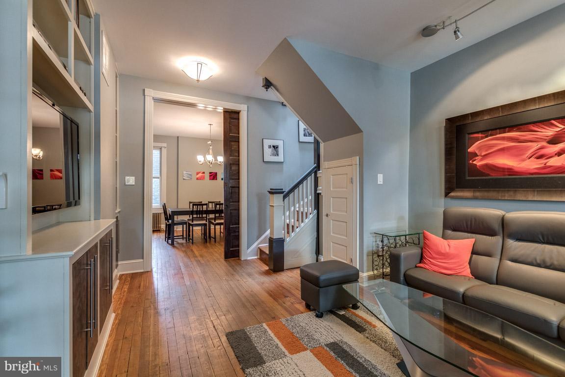 HAMPDEN HISTORIC DISTRICT - Residential