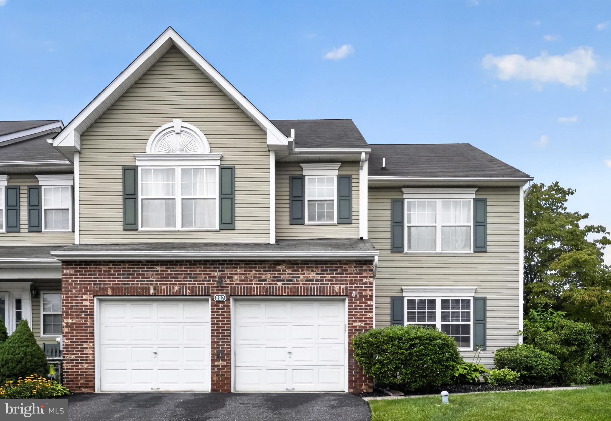 227 STEWART COURT 27