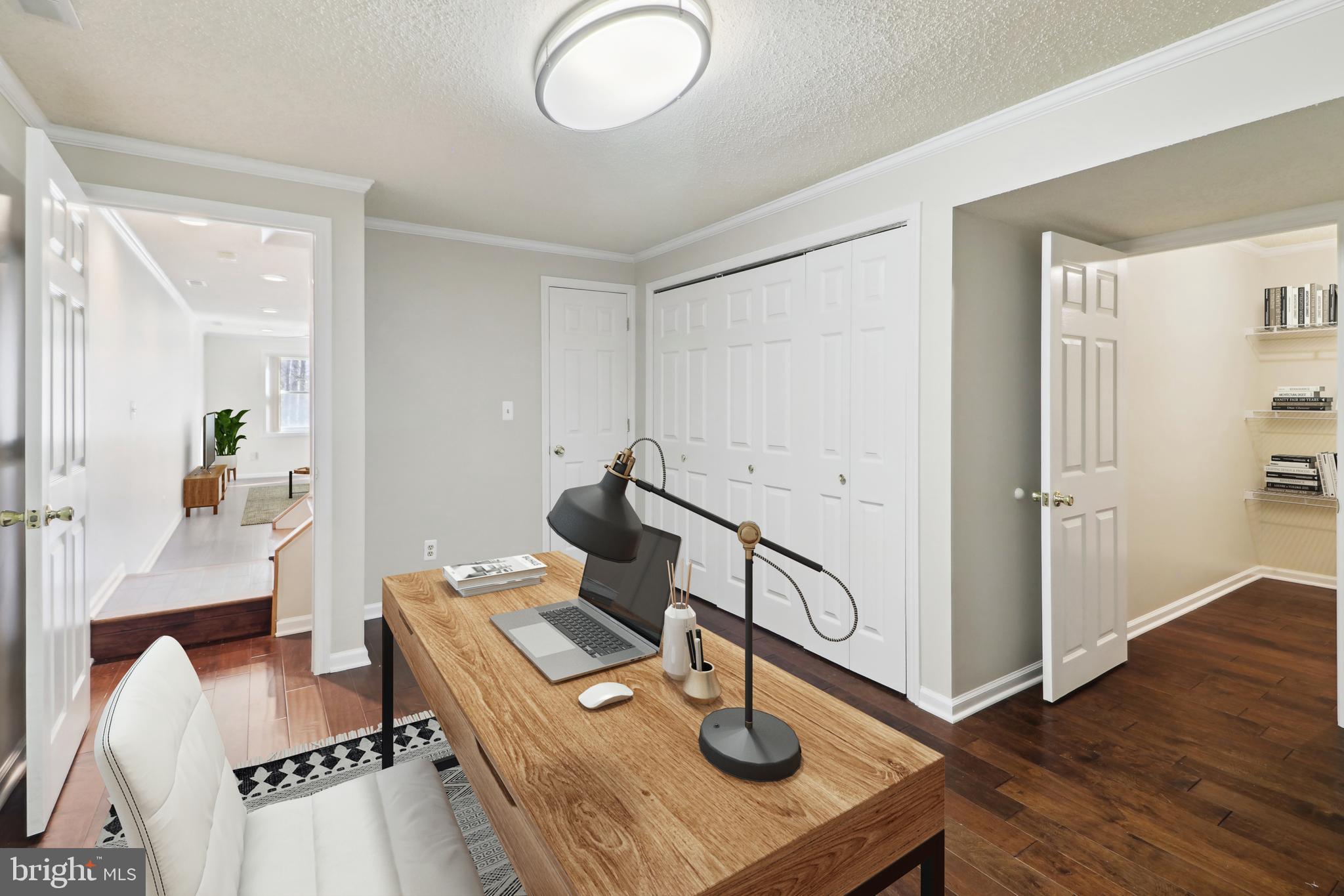 SIGNAL HILL - Residential