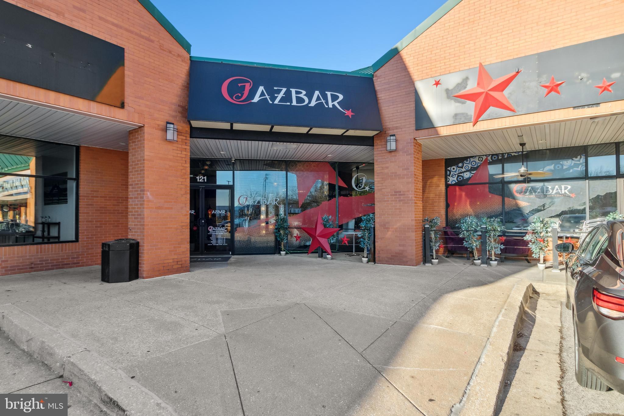 SIGNAL HILL - Residential