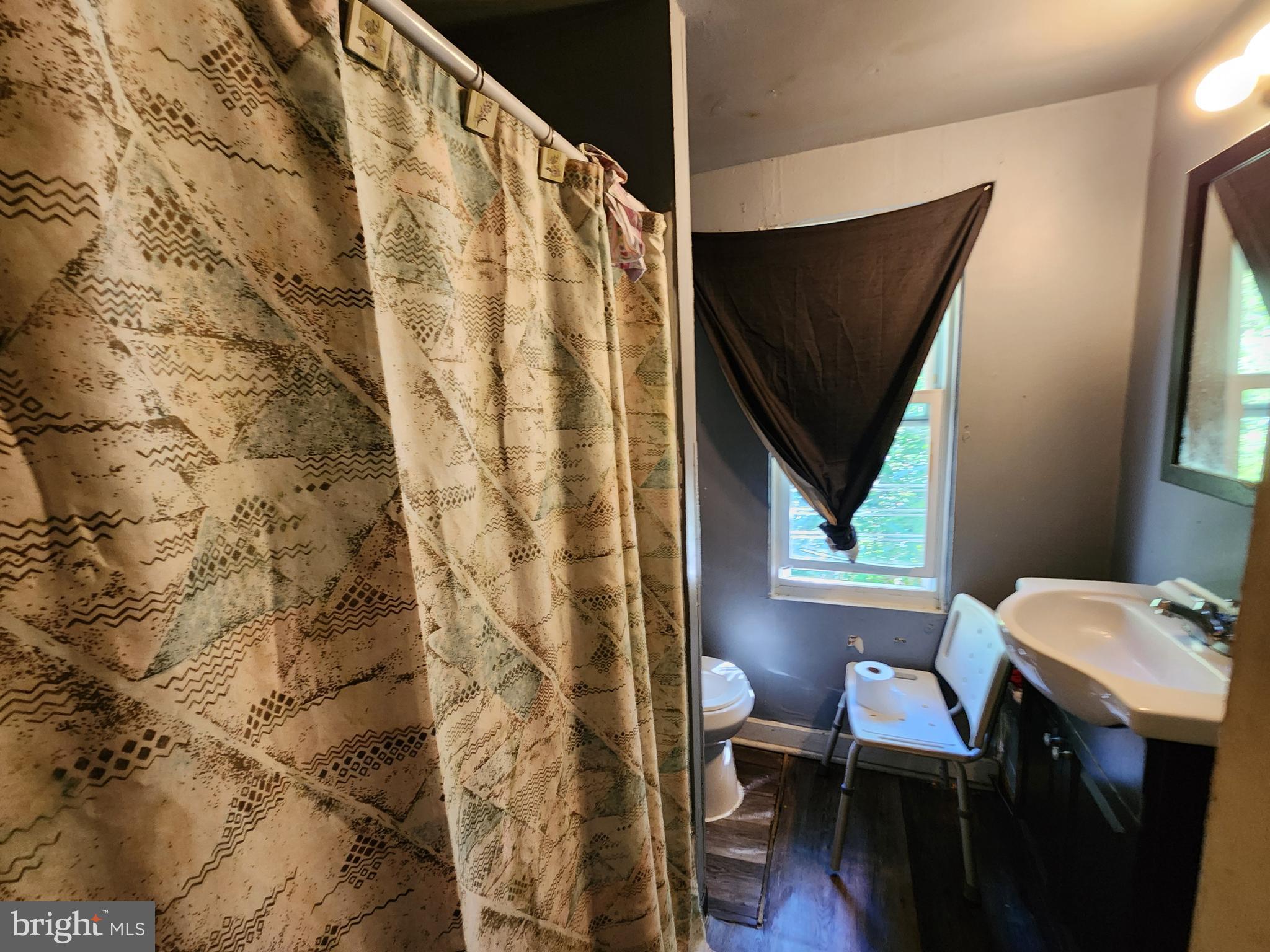 SANDTOWN-WINCHESTER - Residential