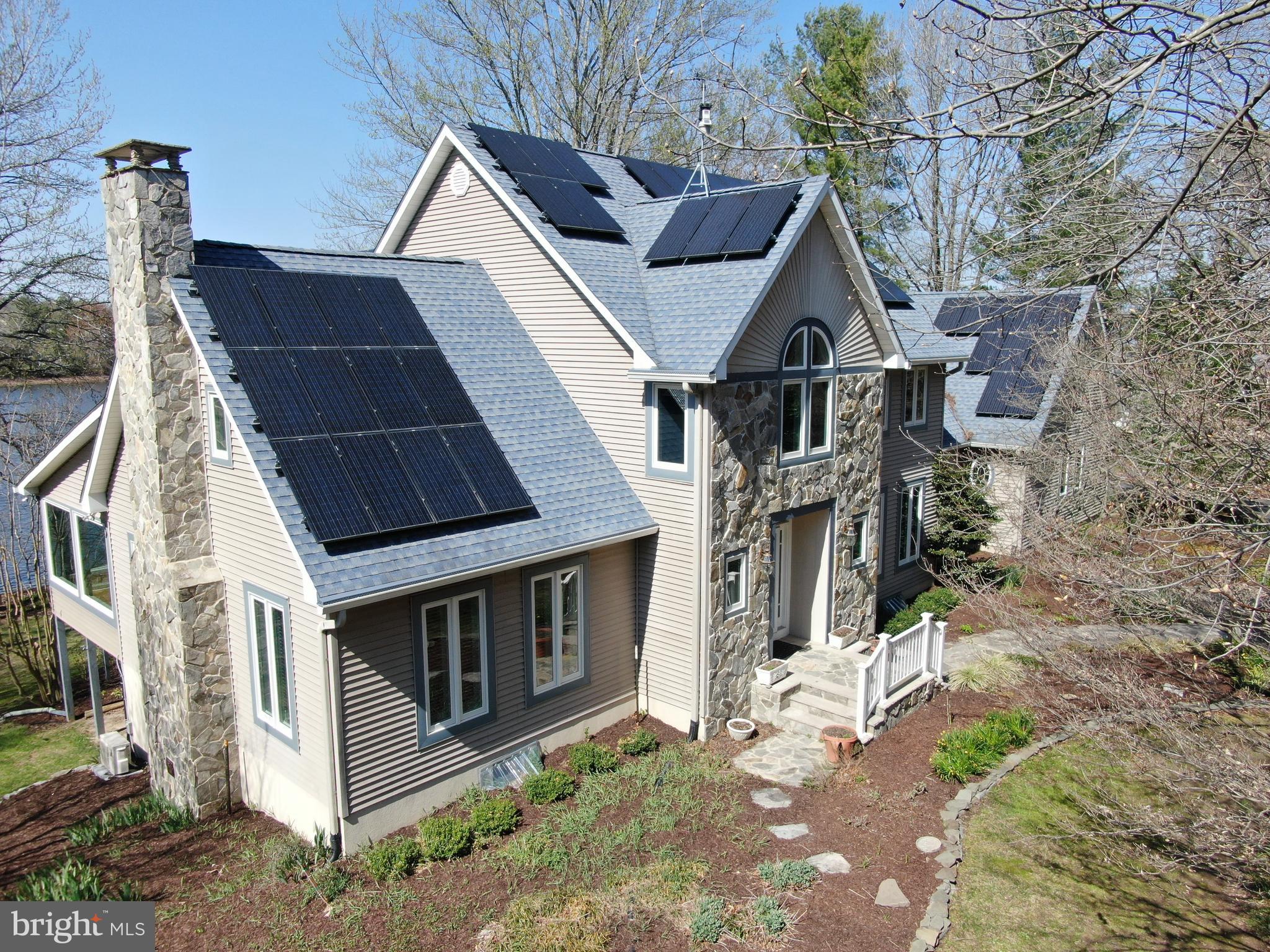 5738 GRIFFITH LAKE DRIVE