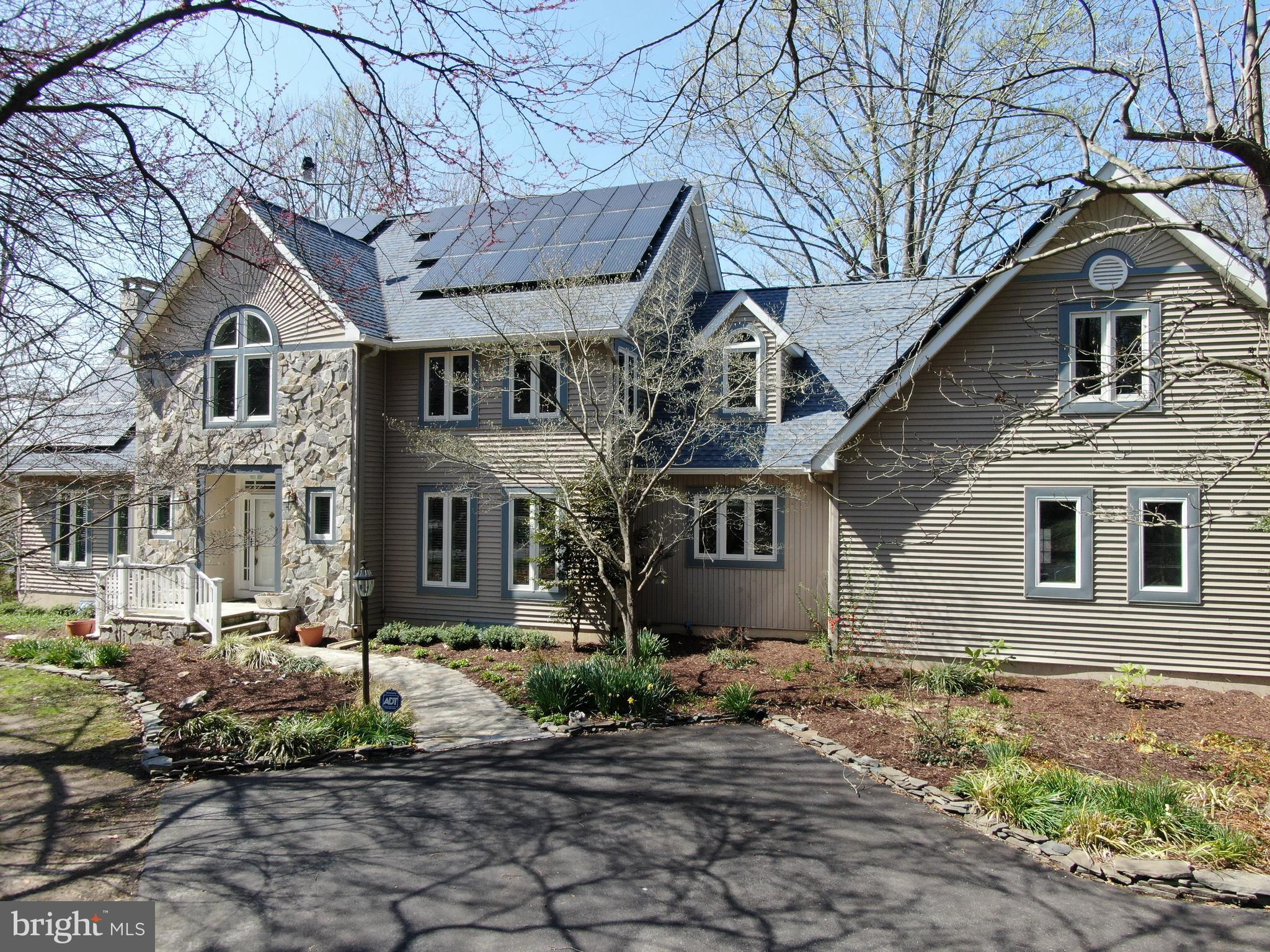 5738 GRIFFITH LAKE DRIVE