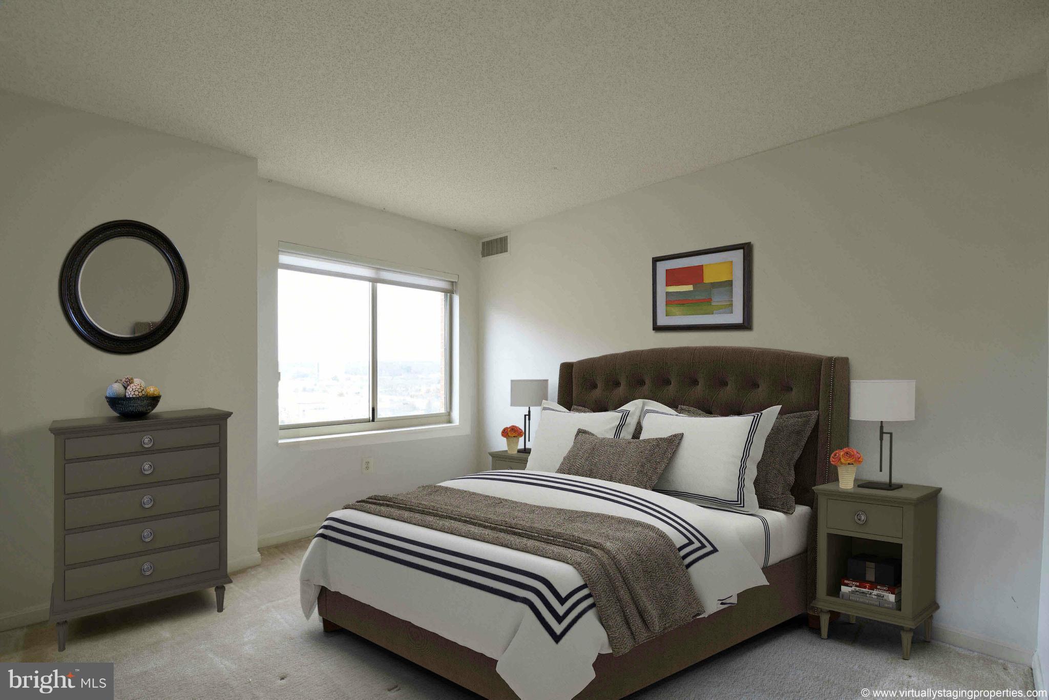 CARLYLE TOWERS - Residential Lease