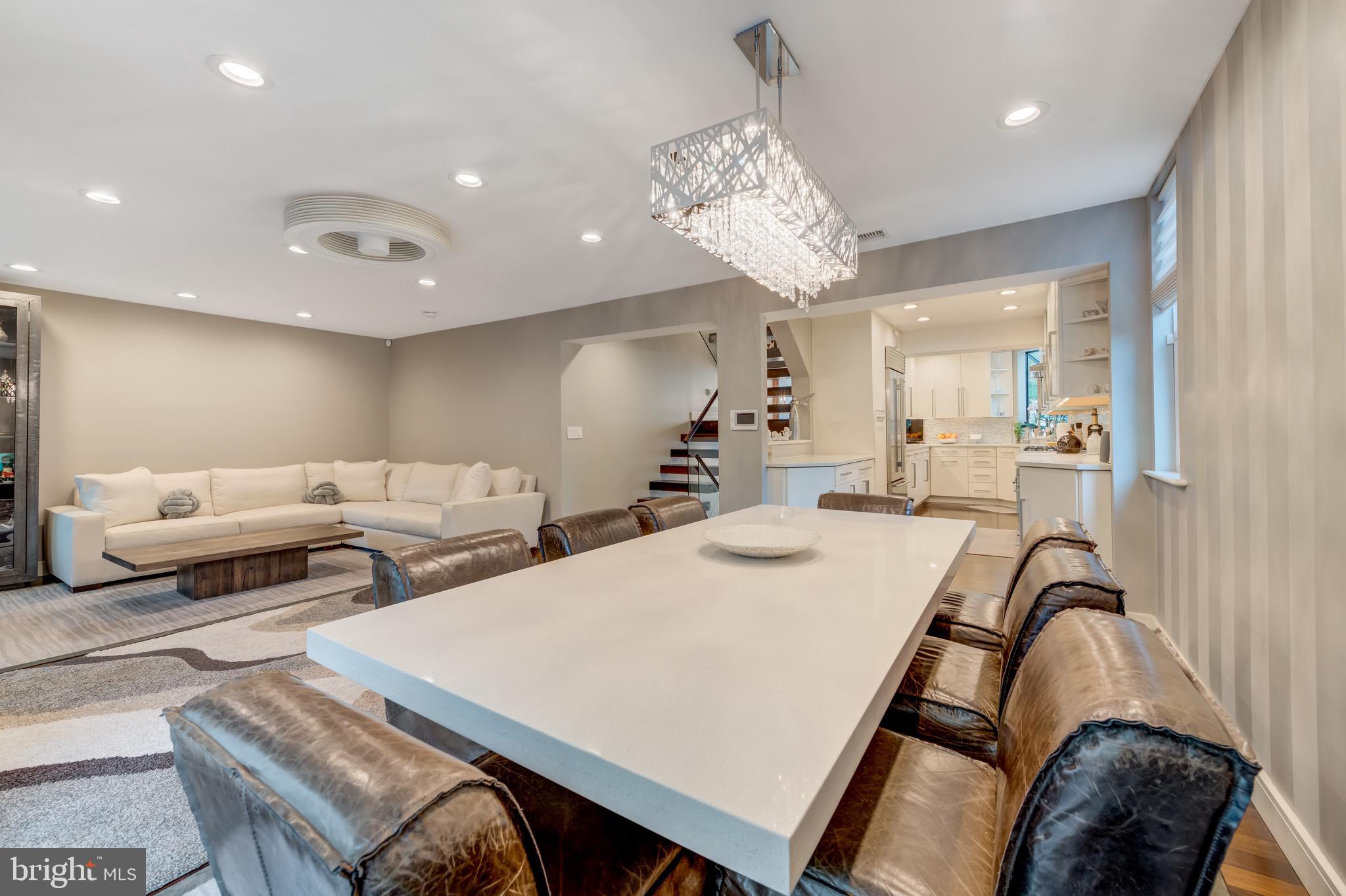 SOCIETY HILL - Residential