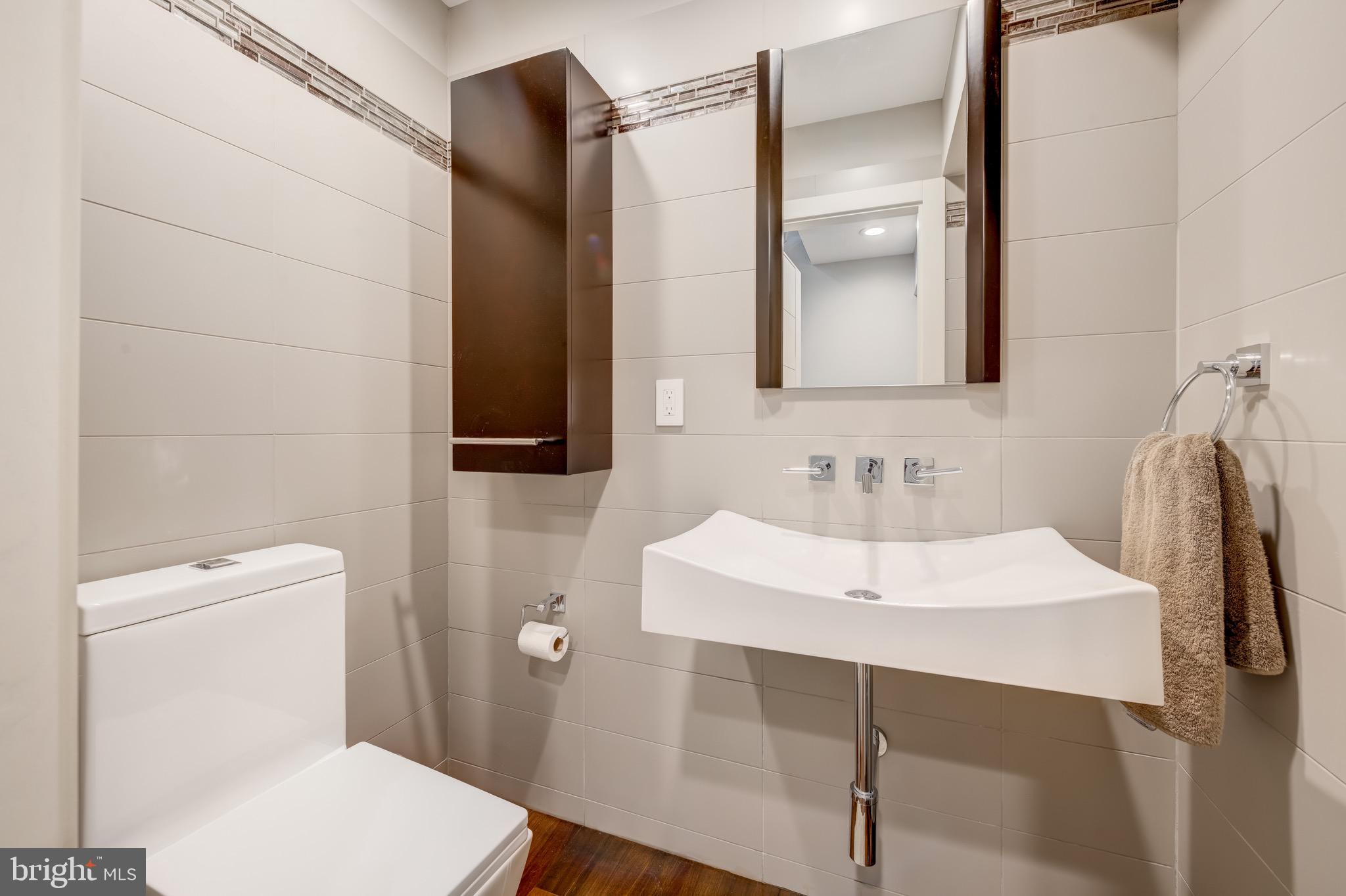 SOCIETY HILL - Residential