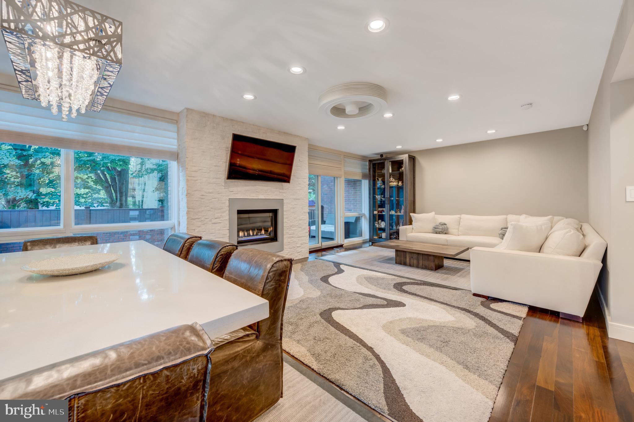 SOCIETY HILL - Residential