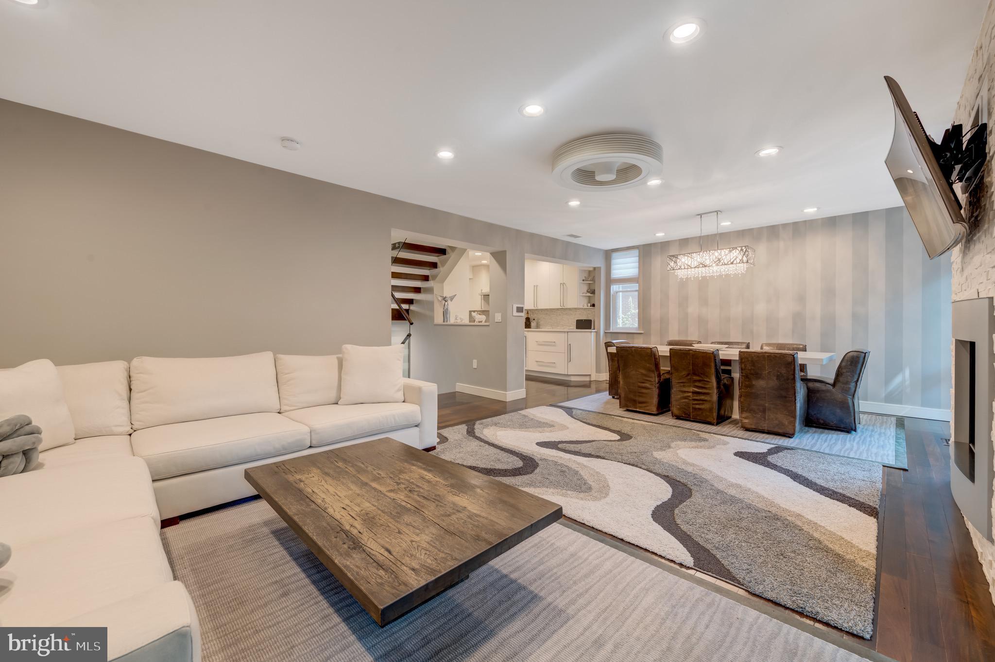 SOCIETY HILL - Residential