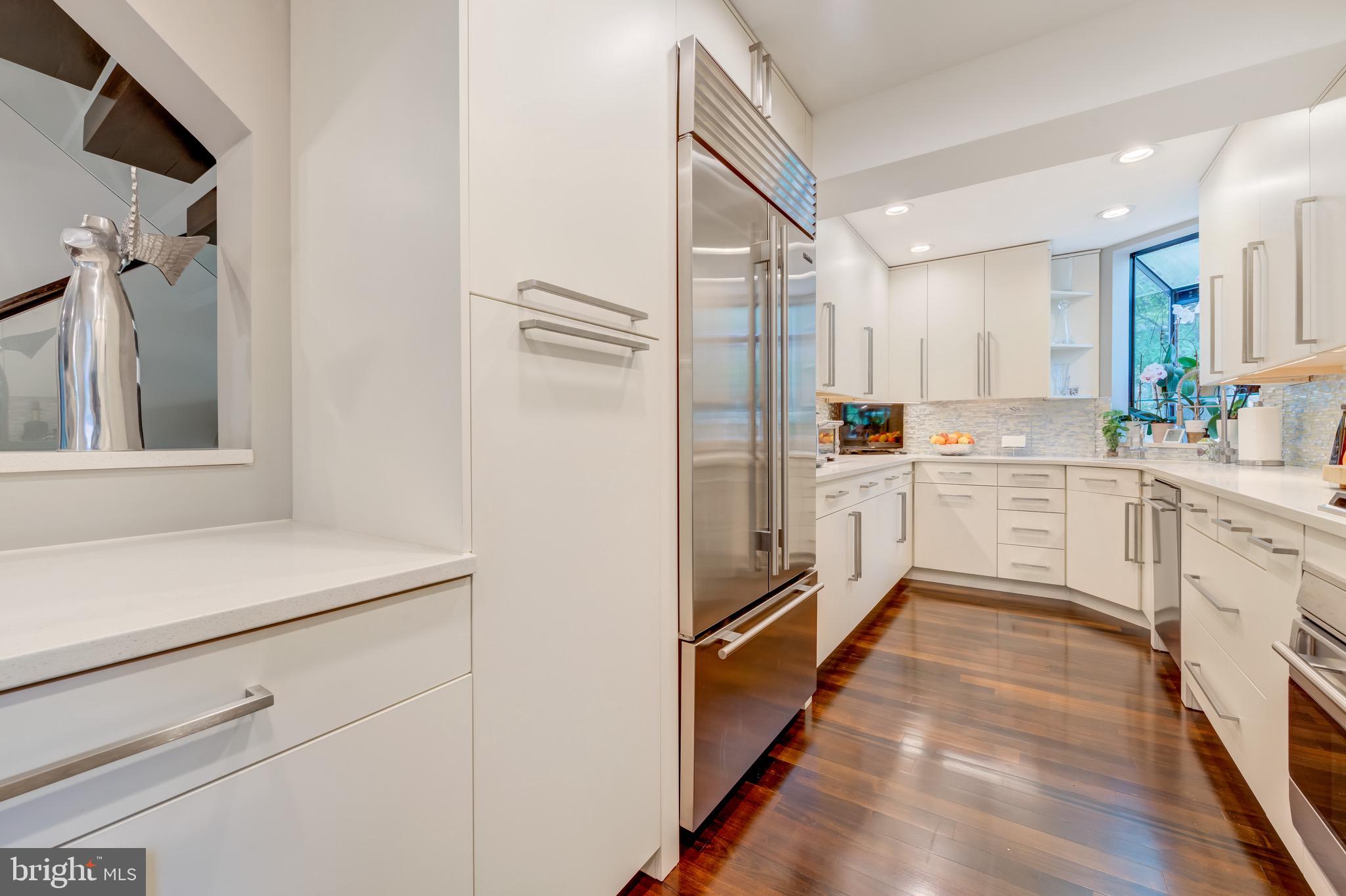 SOCIETY HILL - Residential