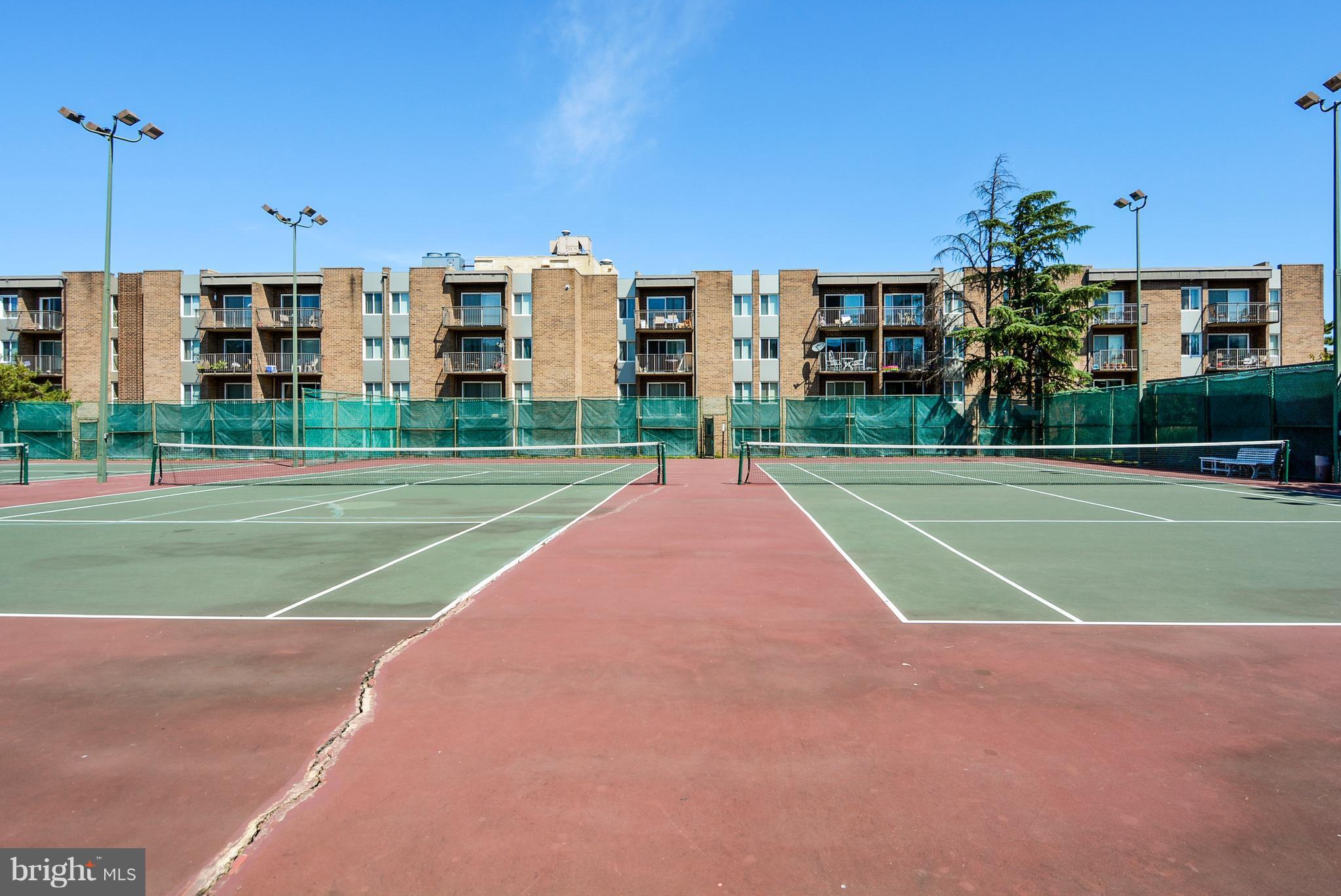 TWENTY-ONE - Residential