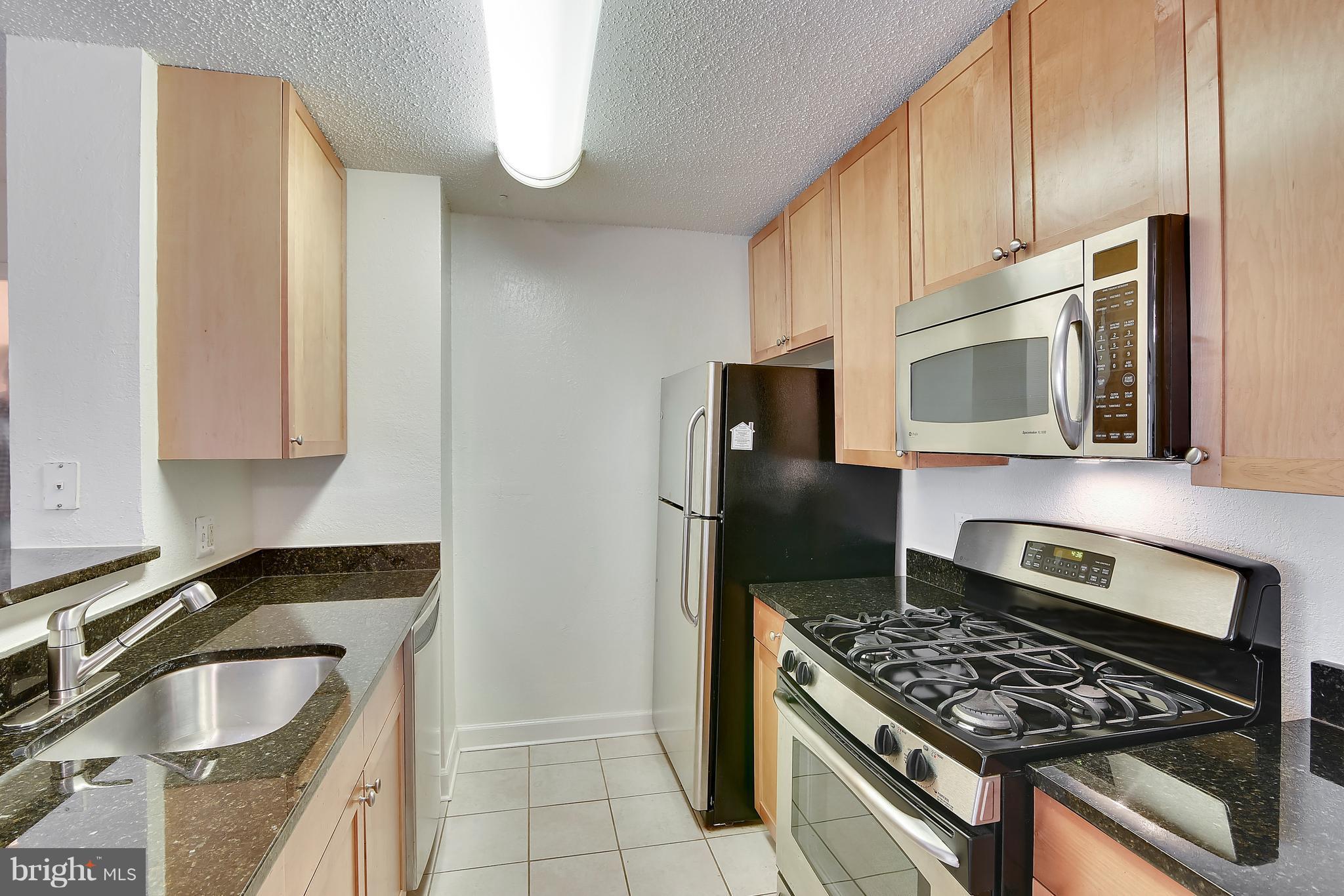 TWENTY-ONE - Residential