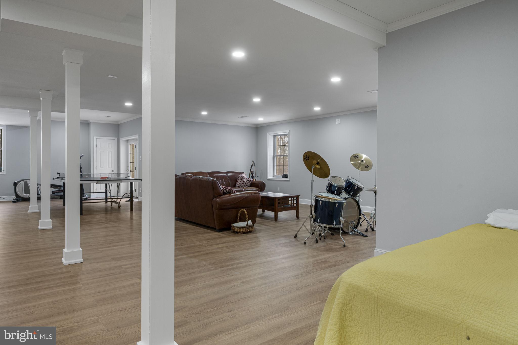 CHESTNUT RIDGE PRSRV - Residential