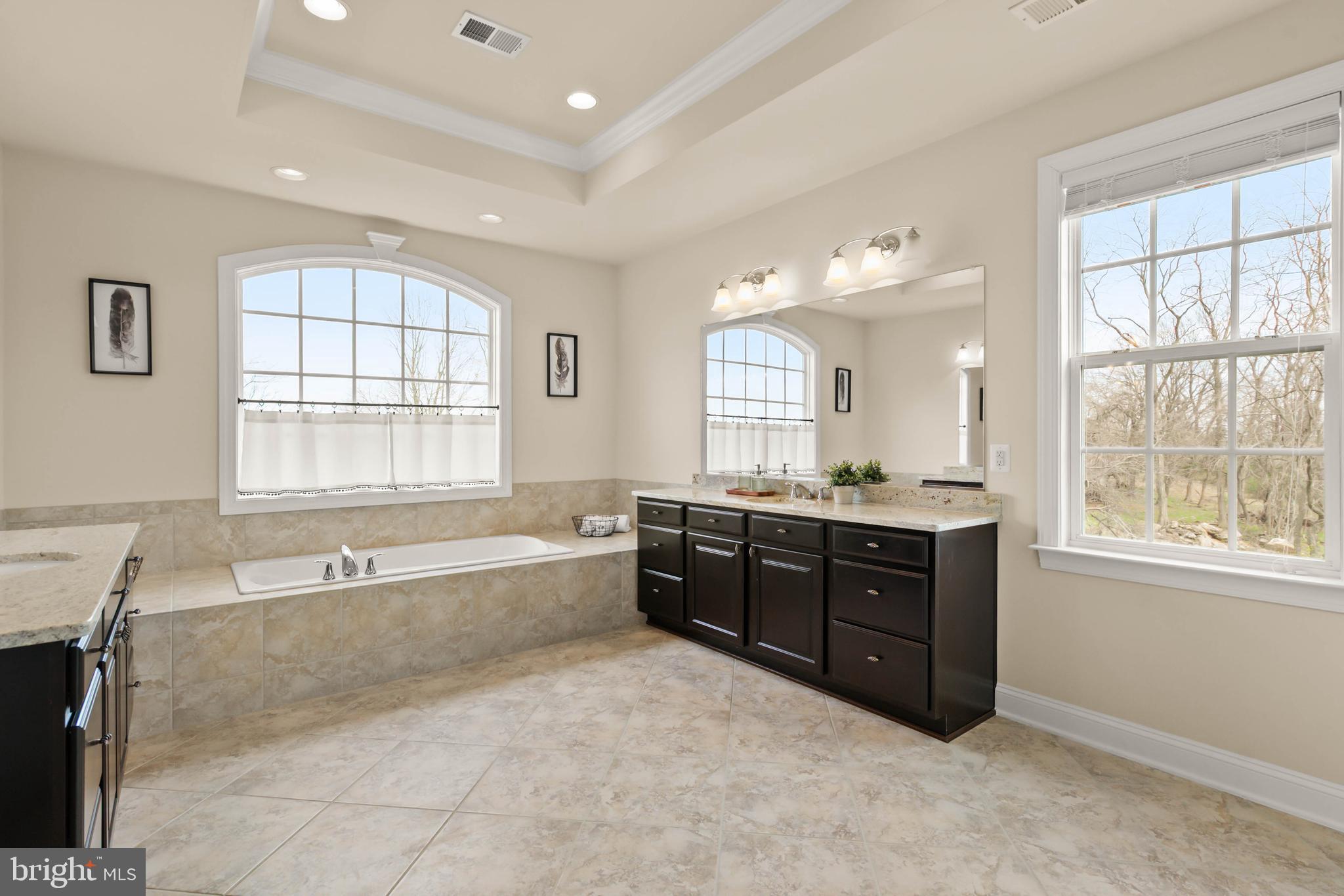 BLACK OAK RIDGE - Residential