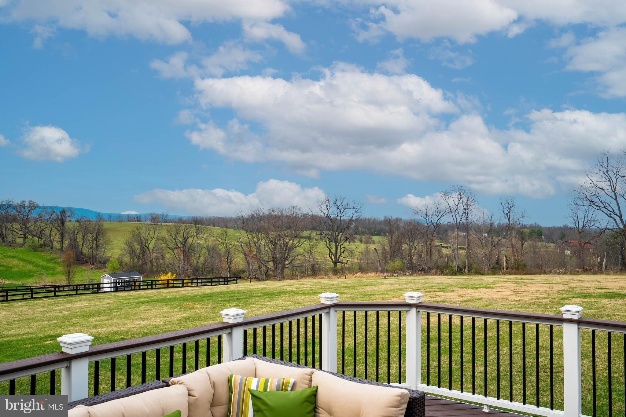 BLACK OAK RIDGE - Residential