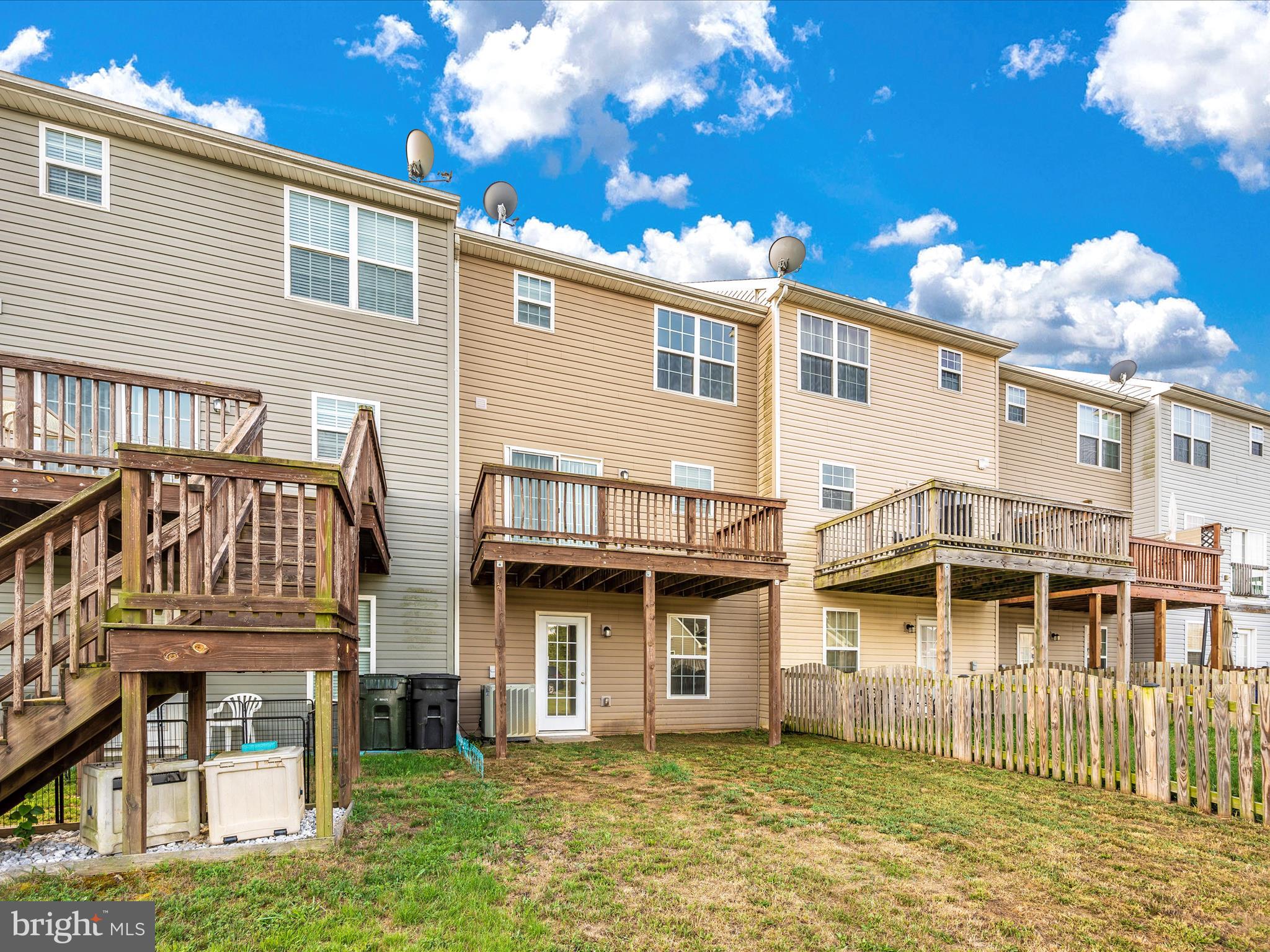 HAMMONDS MILL - Residential Lease