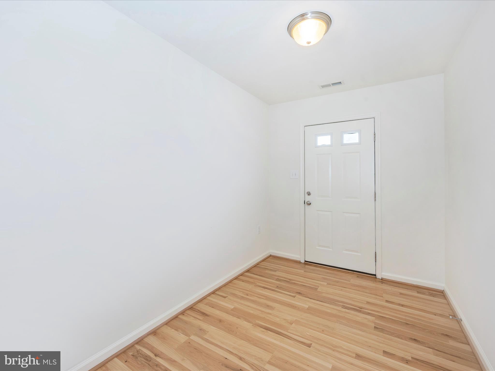 HAMMONDS MILL - Residential Lease