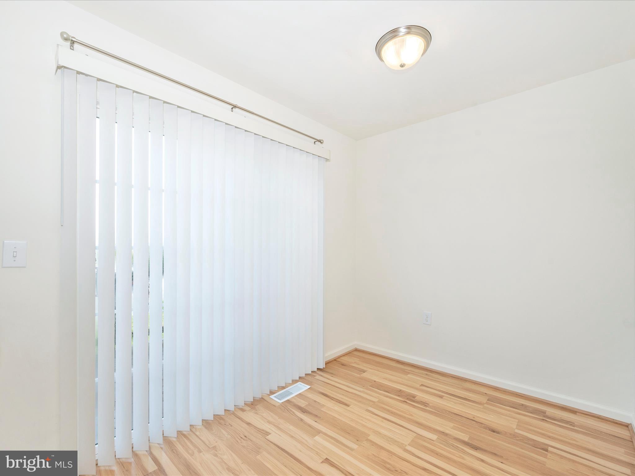 HAMMONDS MILL - Residential Lease