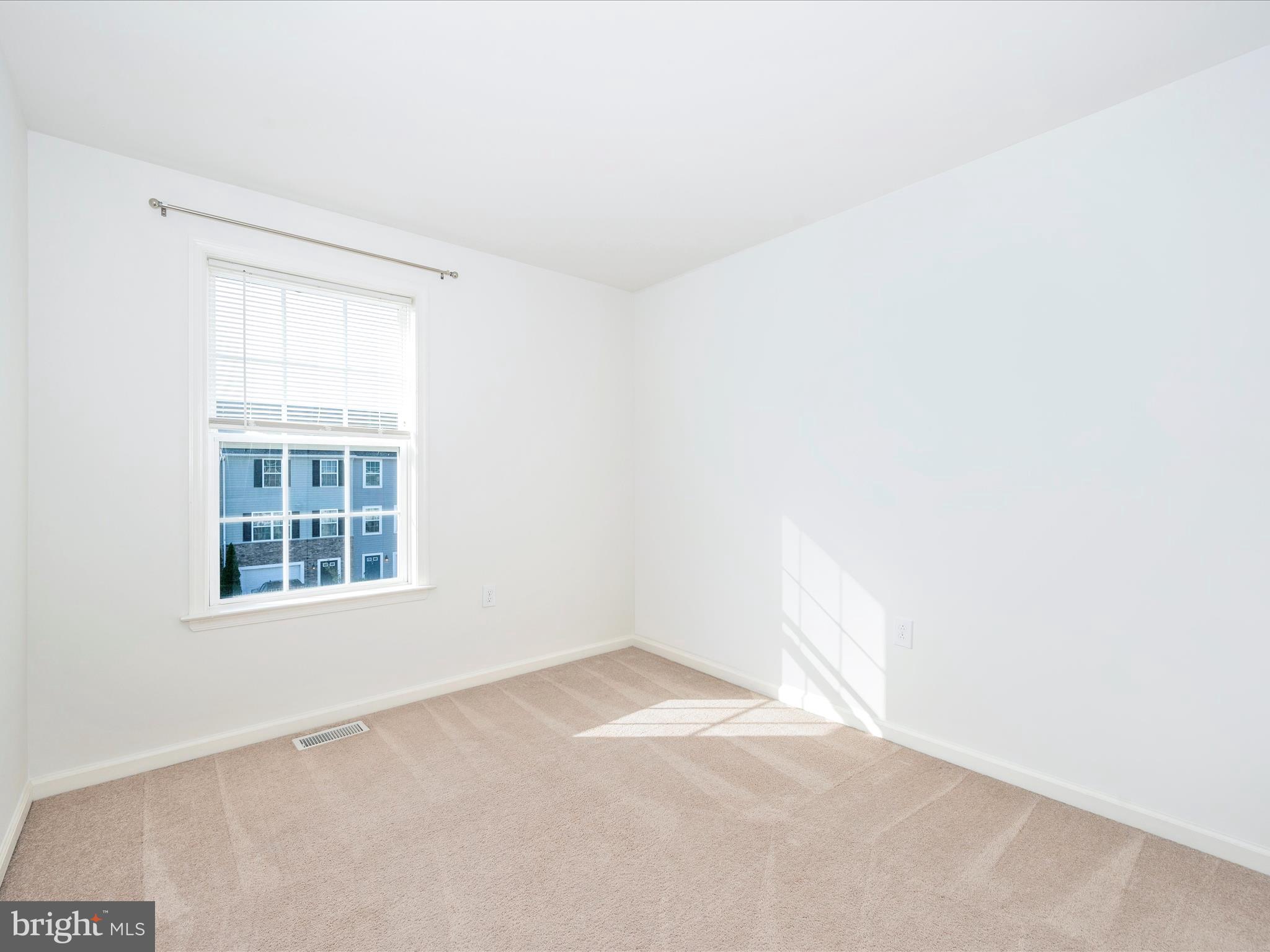 HAMMONDS MILL - Residential Lease