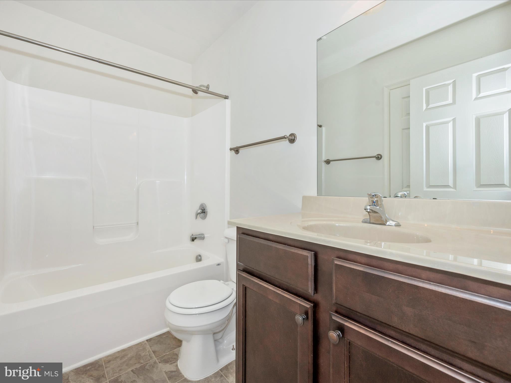 HAMMONDS MILL - Residential Lease