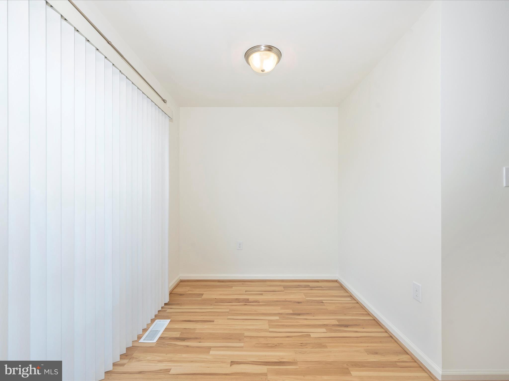 HAMMONDS MILL - Residential Lease