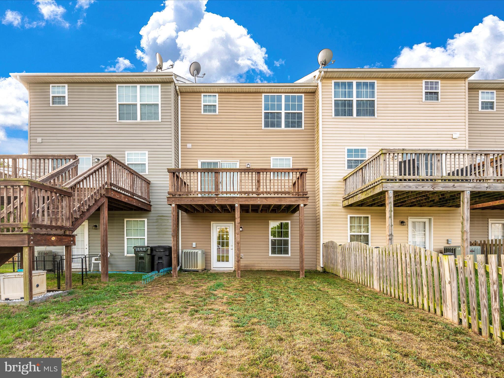 HAMMONDS MILL - Residential Lease