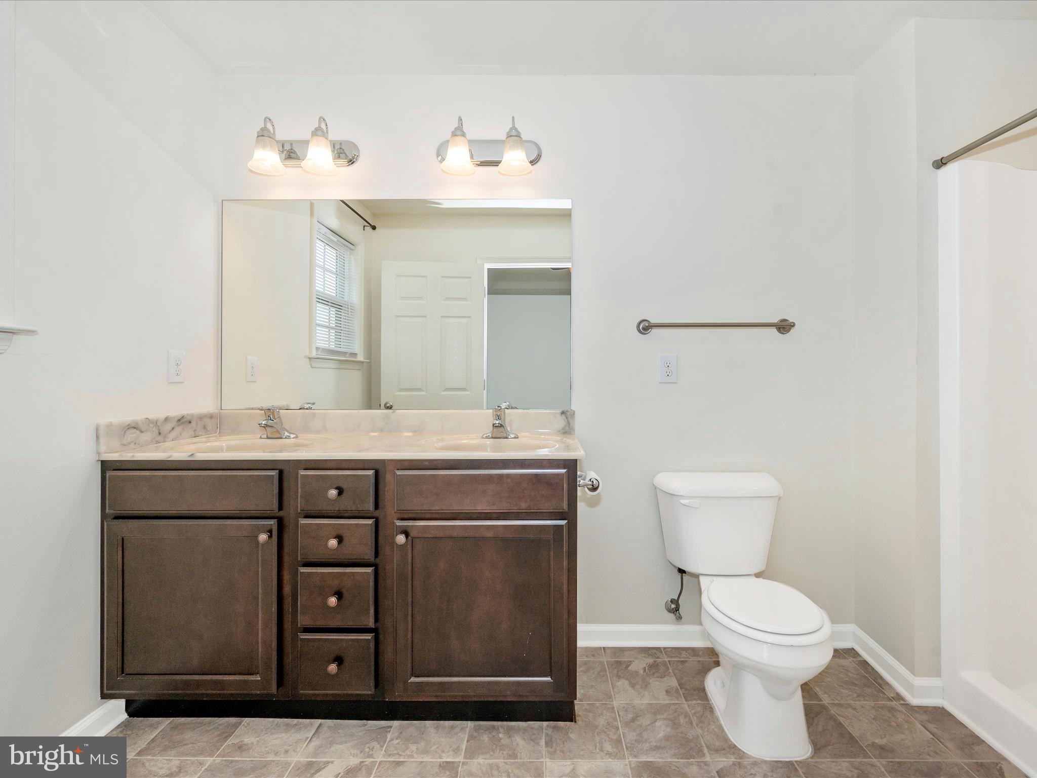 HAMMONDS MILL - Residential Lease