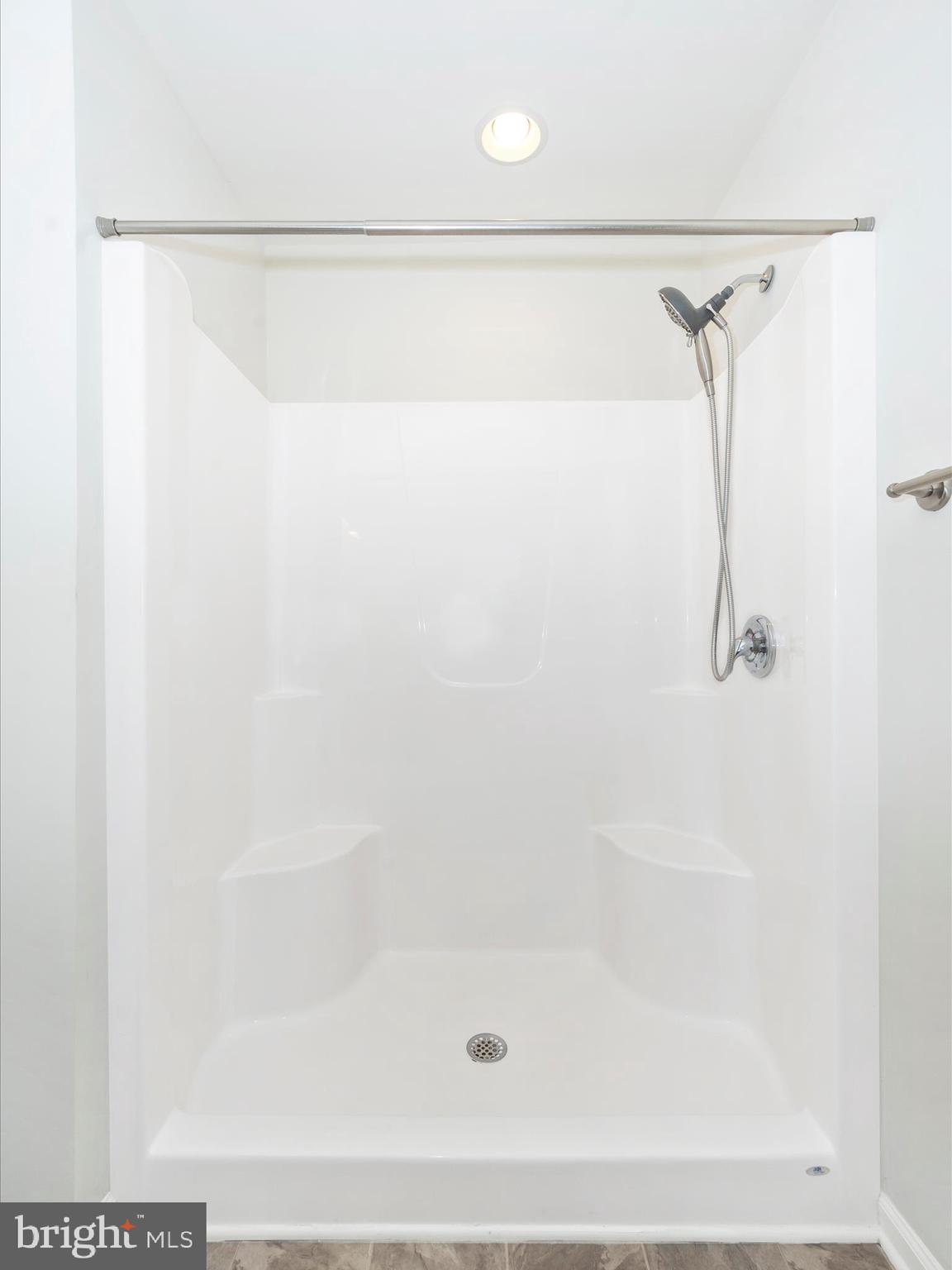 HAMMONDS MILL - Residential Lease