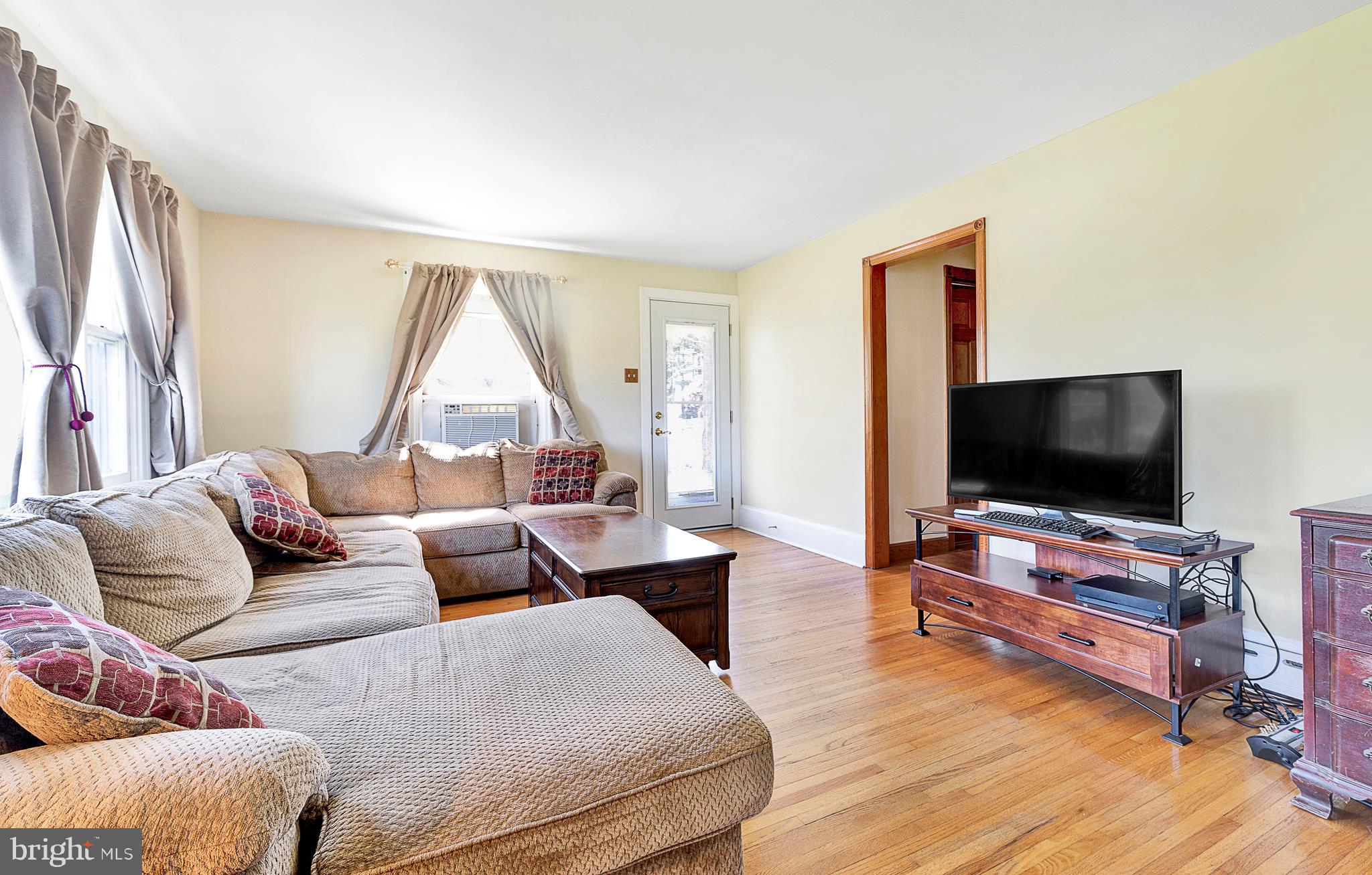 POTTSGROVE - Residential