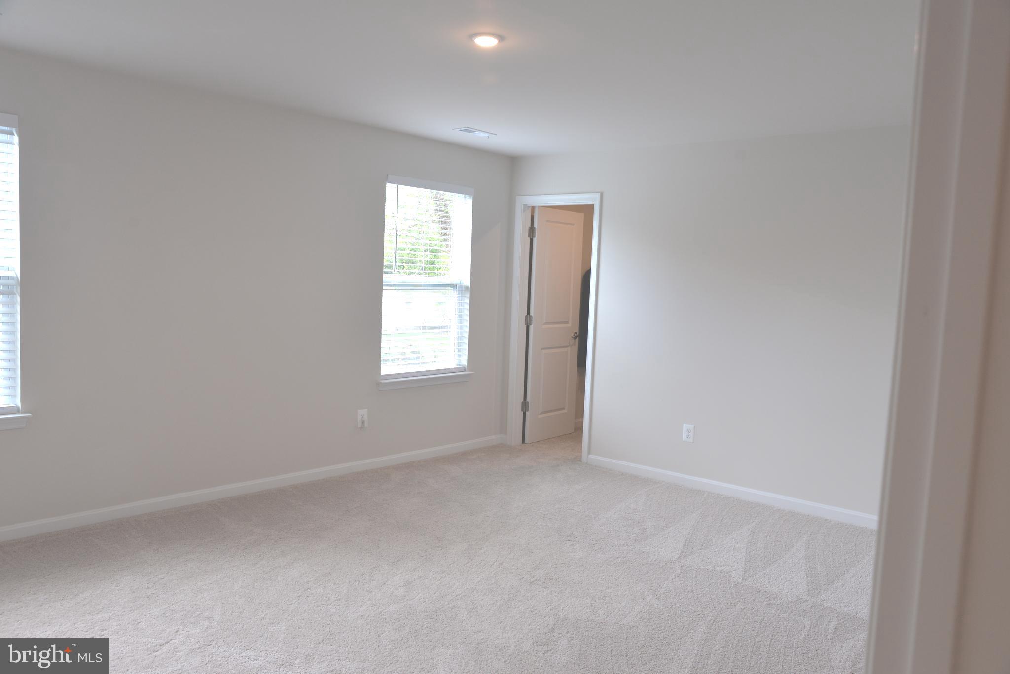 HUNTWELL WEST - Residential