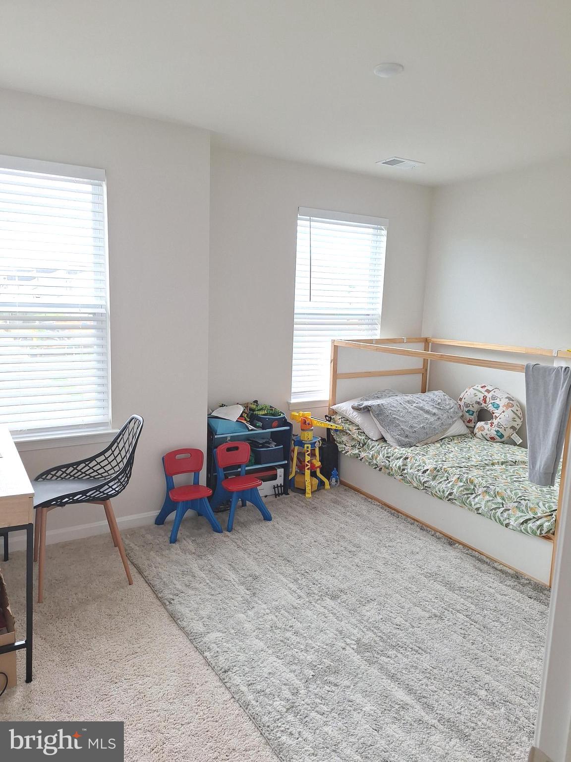 HUNTWELL WEST - Residential