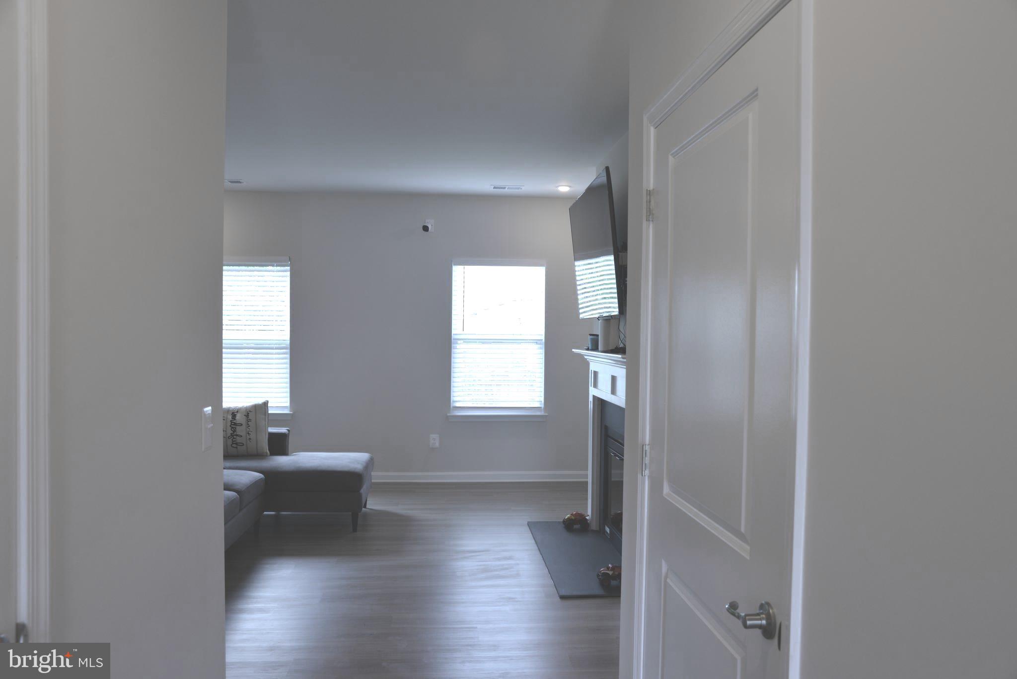 HUNTWELL WEST - Residential