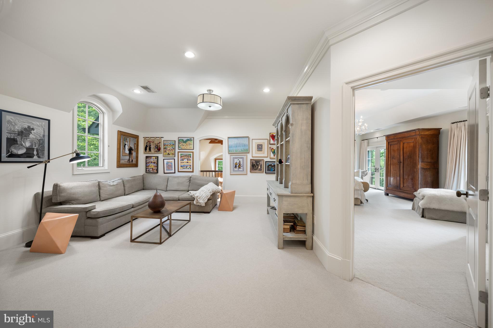 BRADLEY HILLS GROVE - Residential