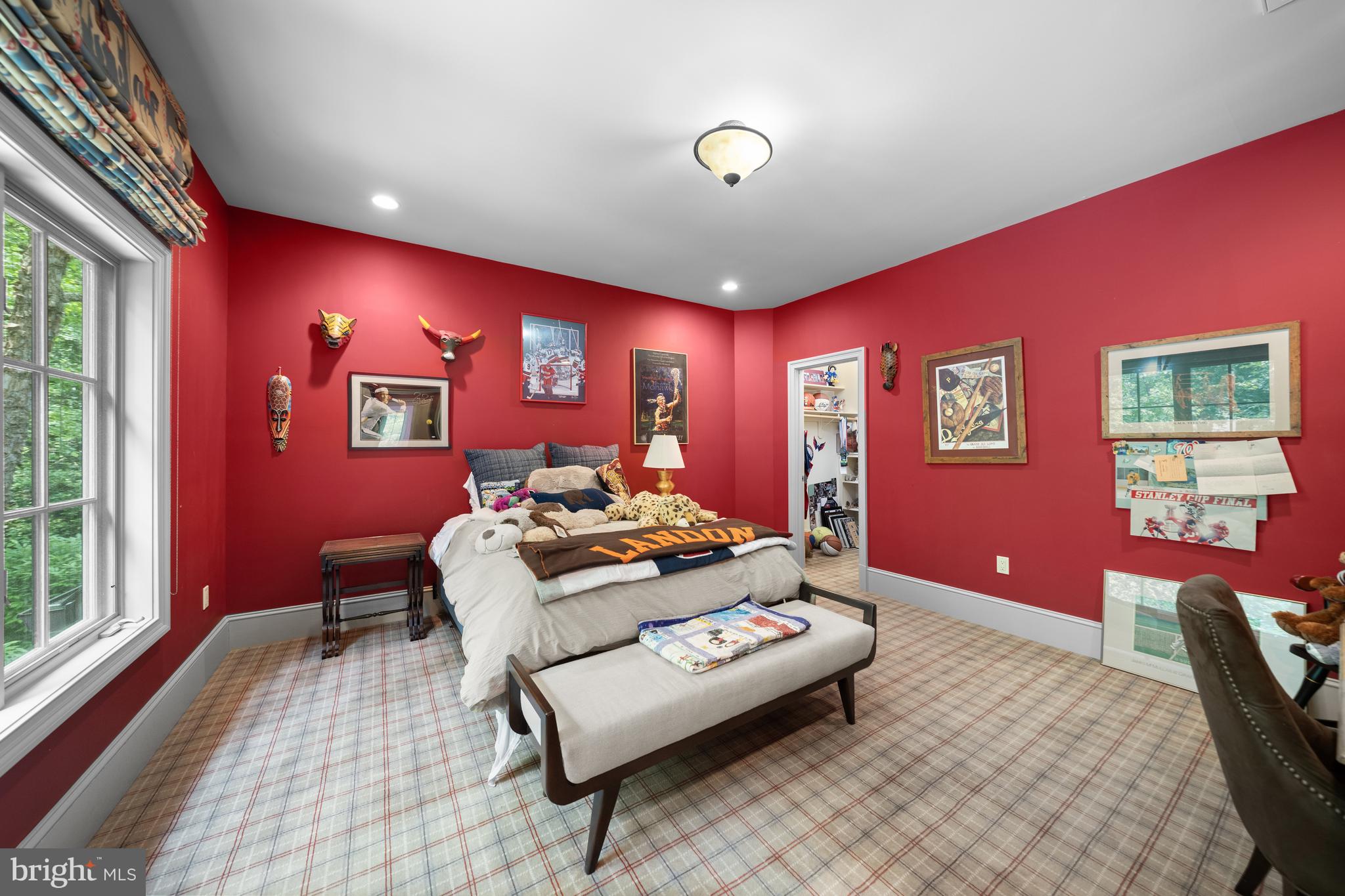 BRADLEY HILLS GROVE - Residential