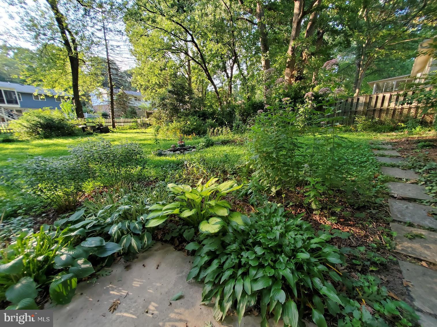 STONEWALL MANOR - Residential