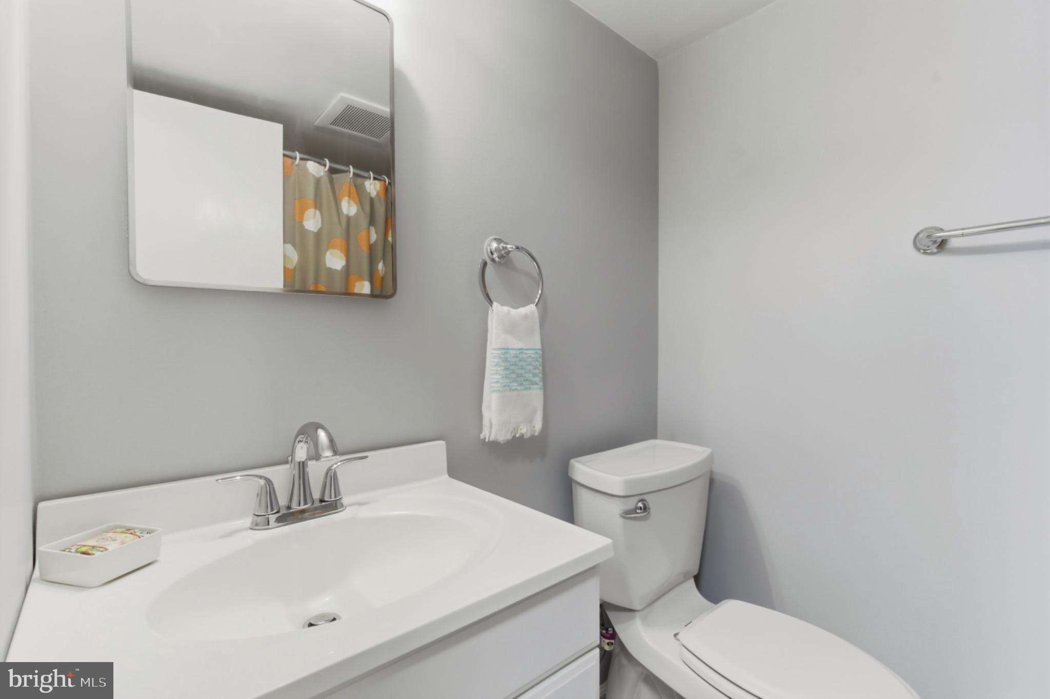 STONEWALL MANOR - Residential