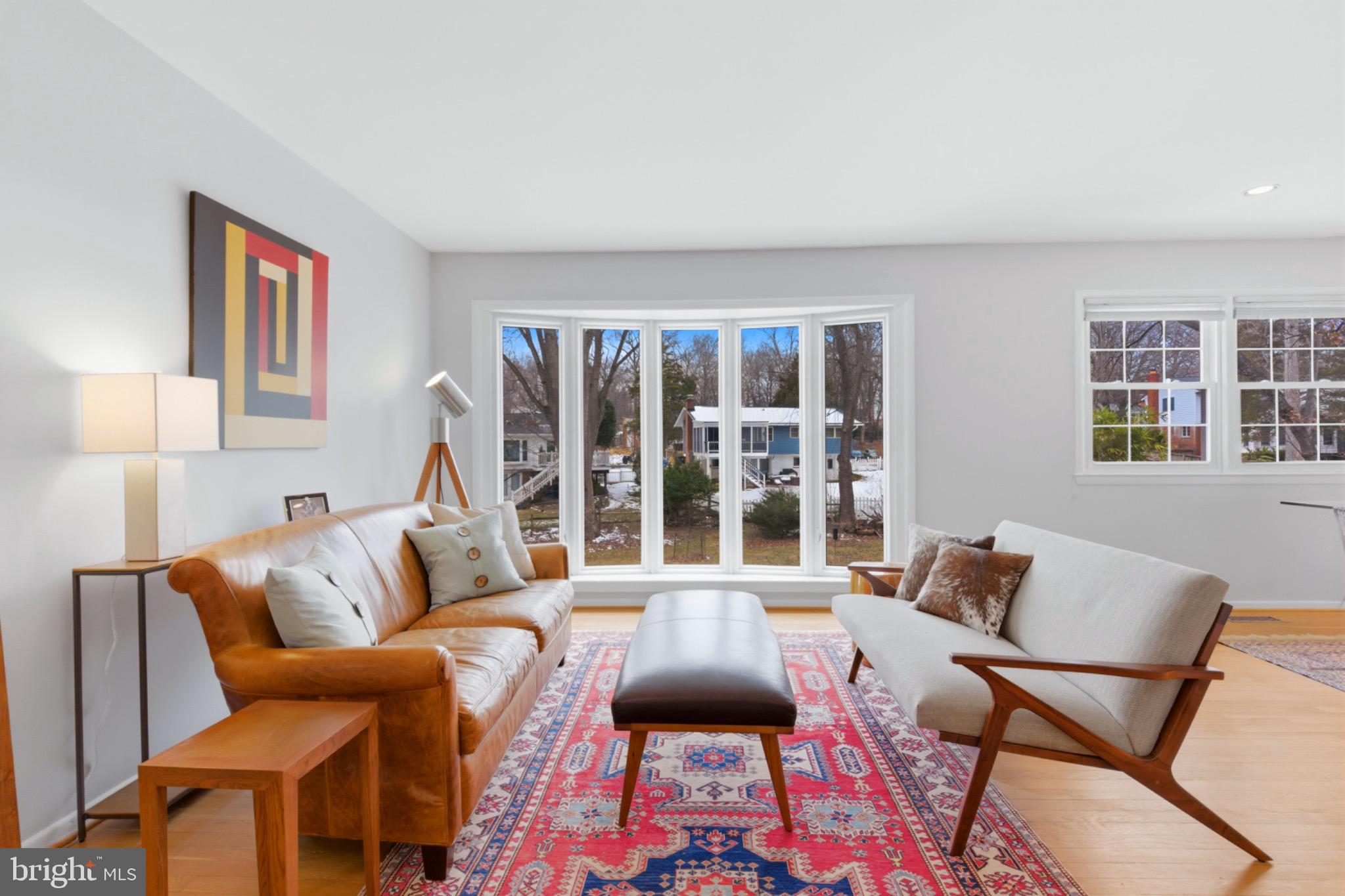 STONEWALL MANOR - Residential