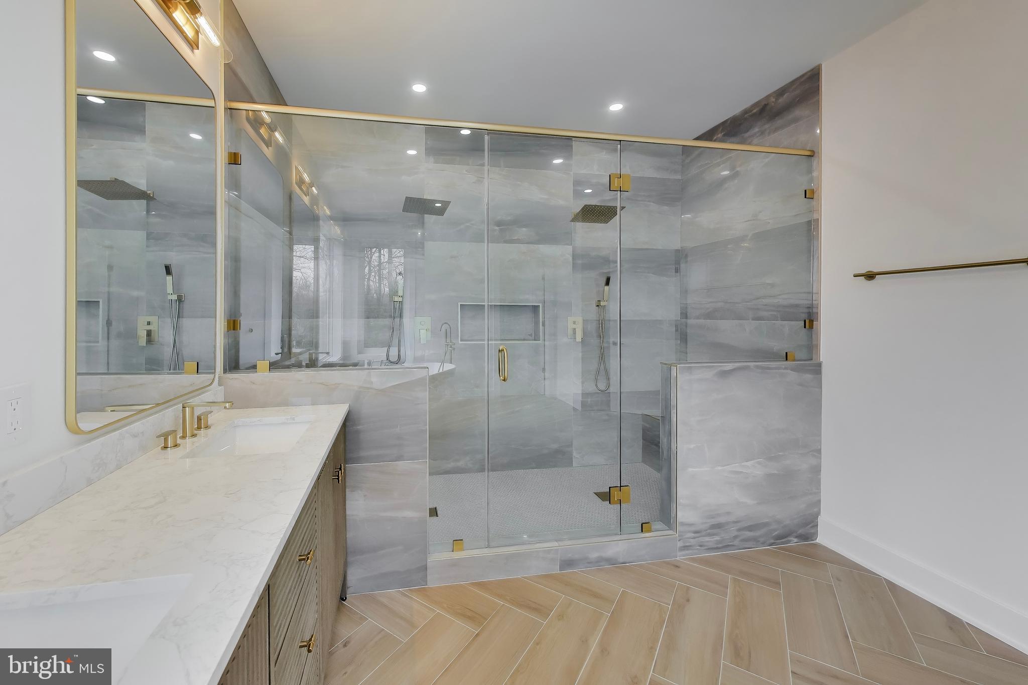 YATES FORD - Residential