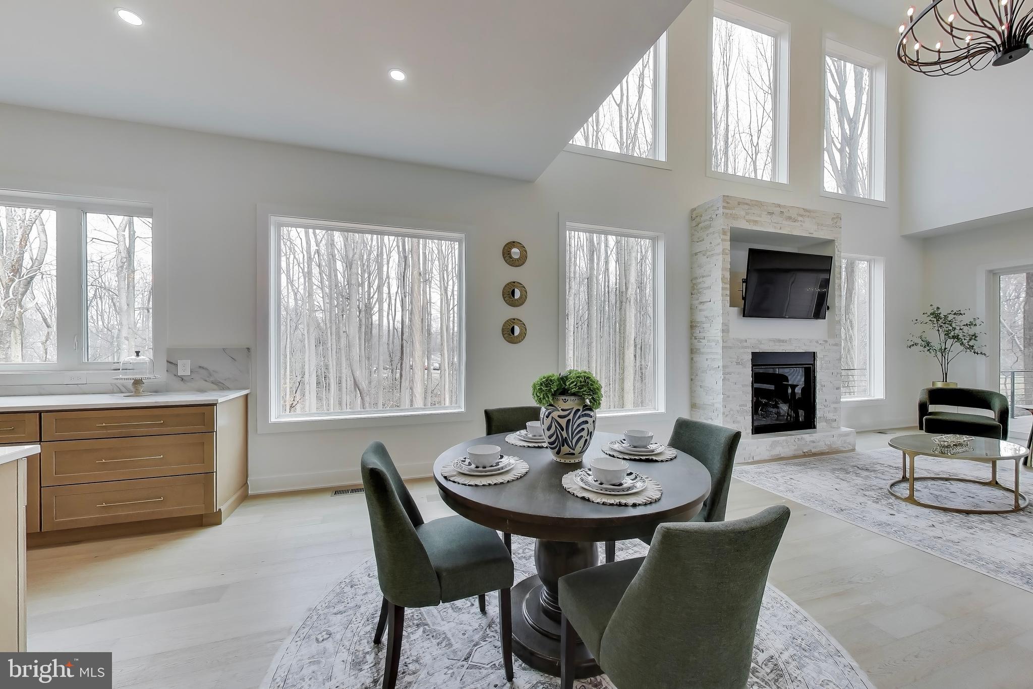 YATES FORD - Residential