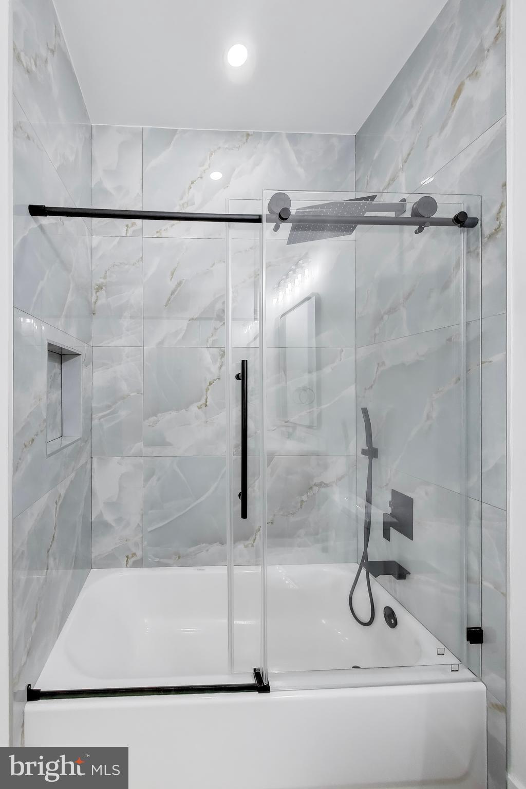 YATES FORD - Residential