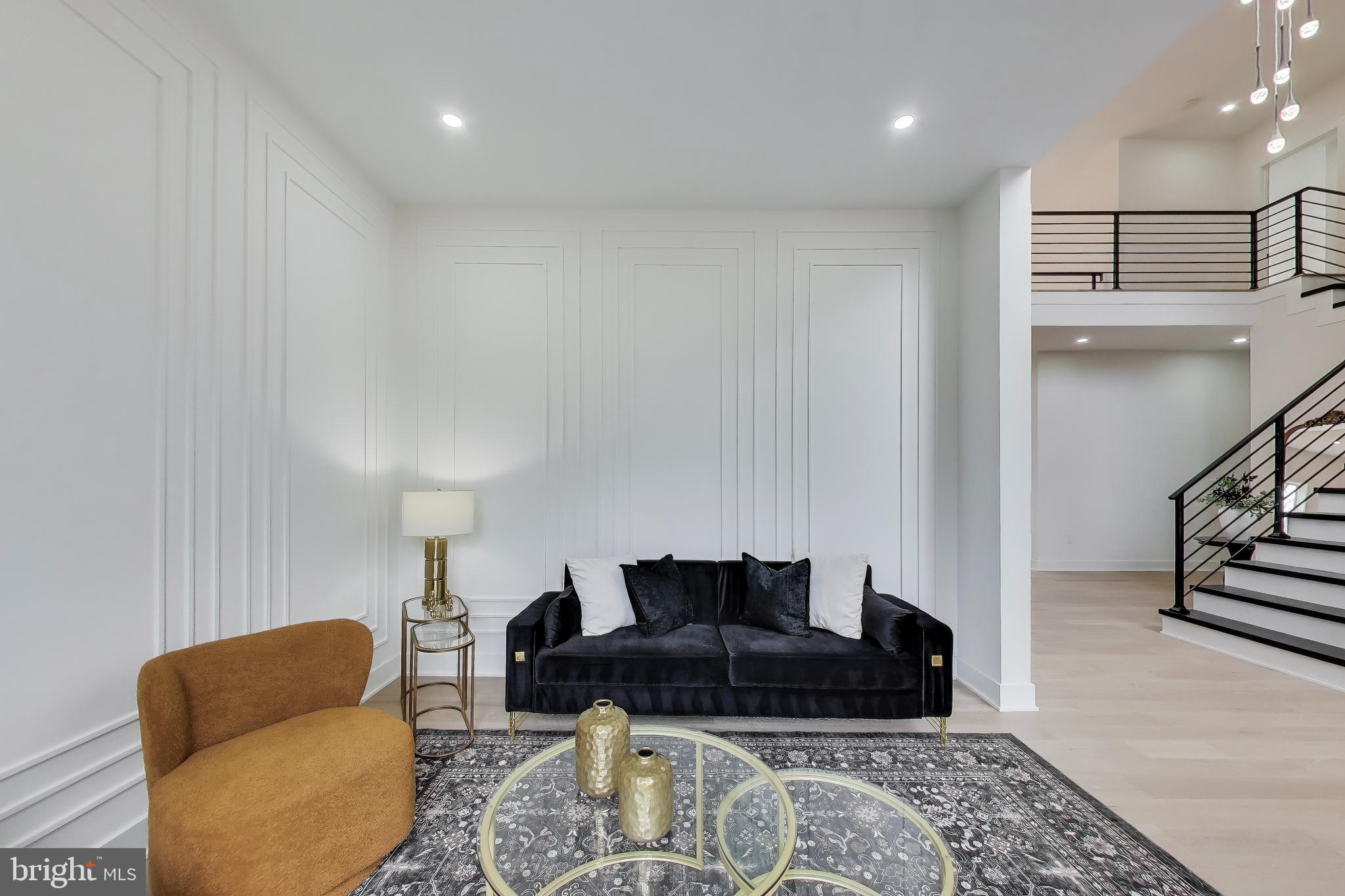 YATES FORD - Residential