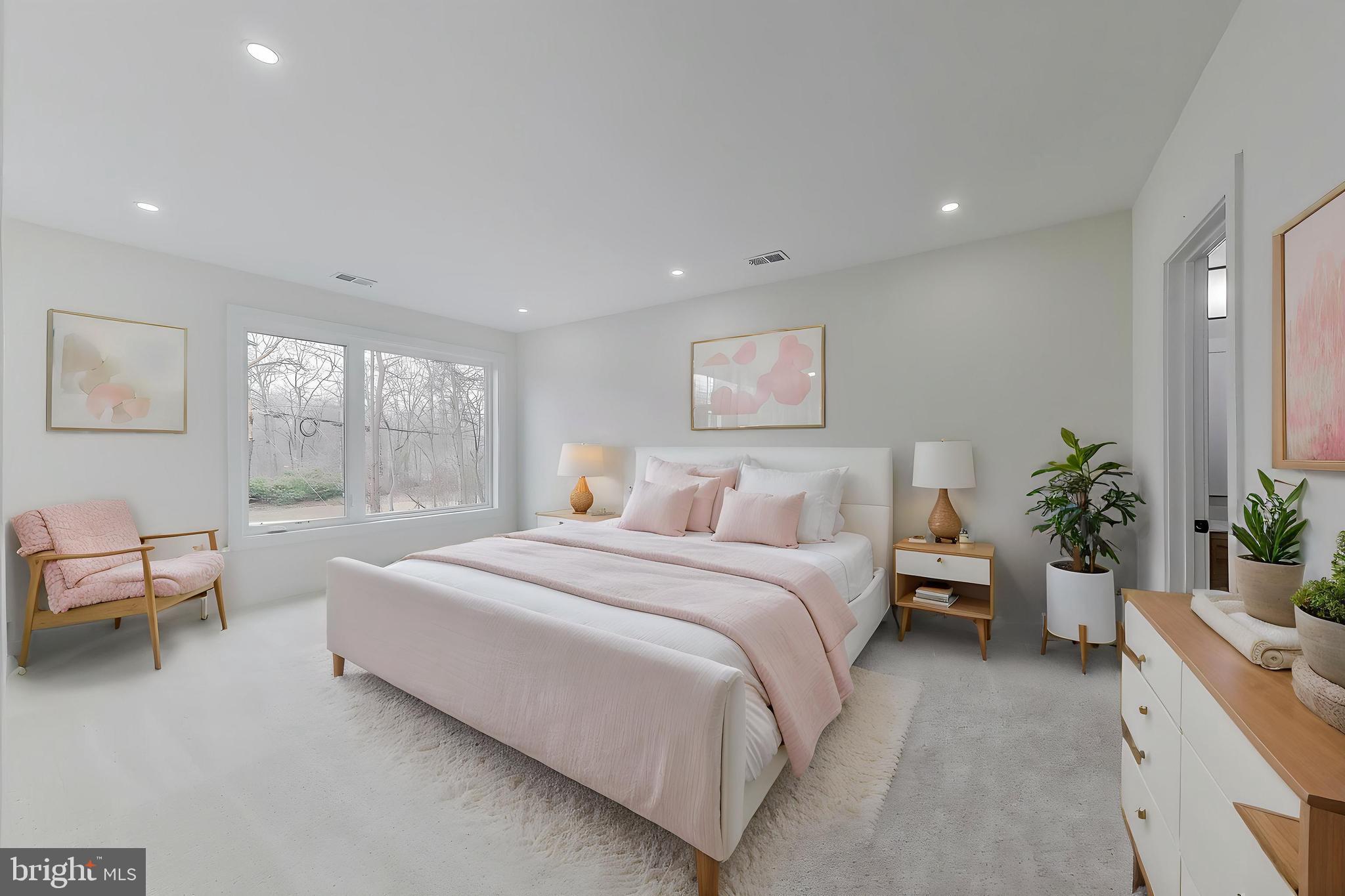 YATES FORD - Residential