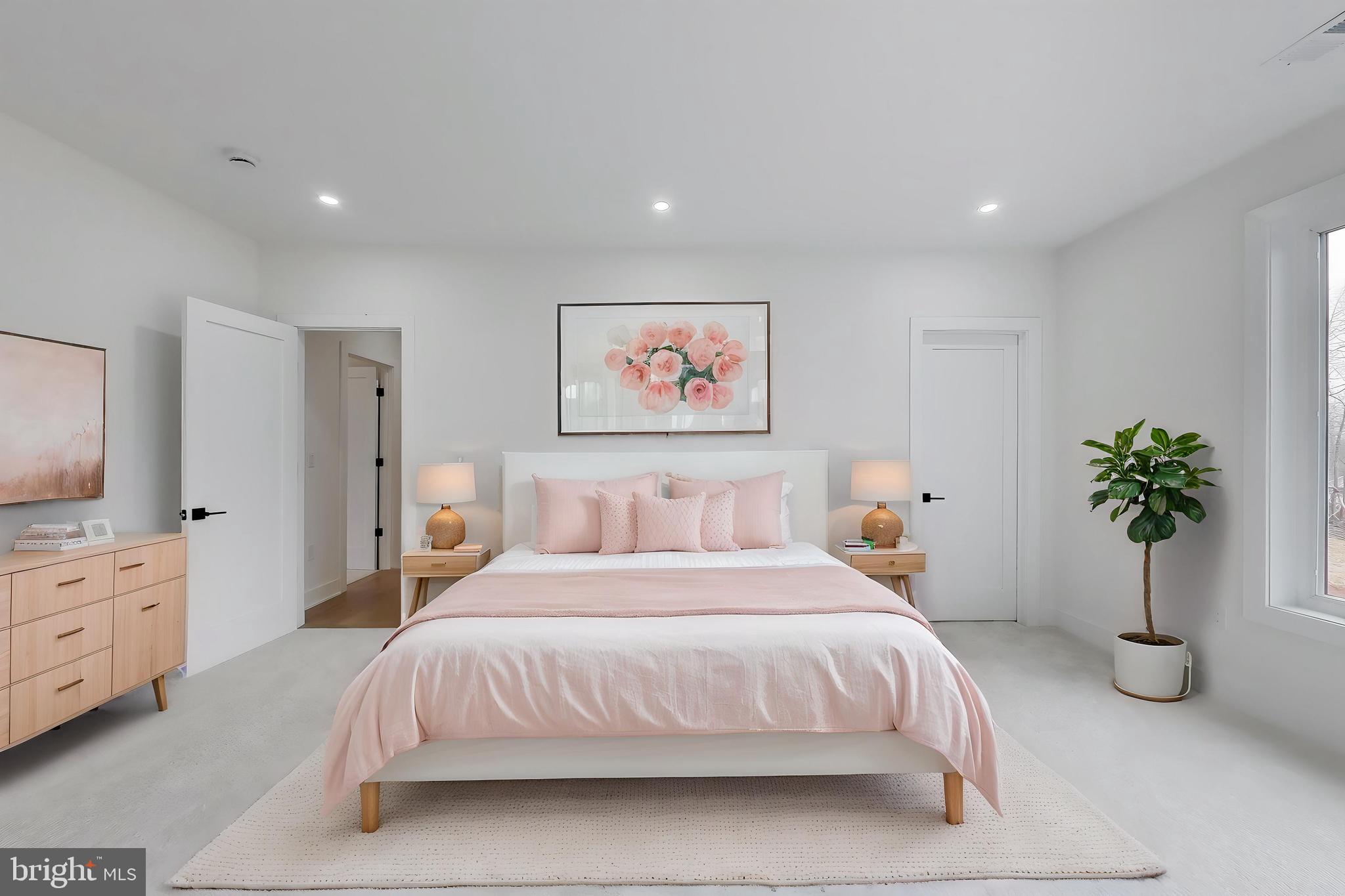 YATES FORD - Residential