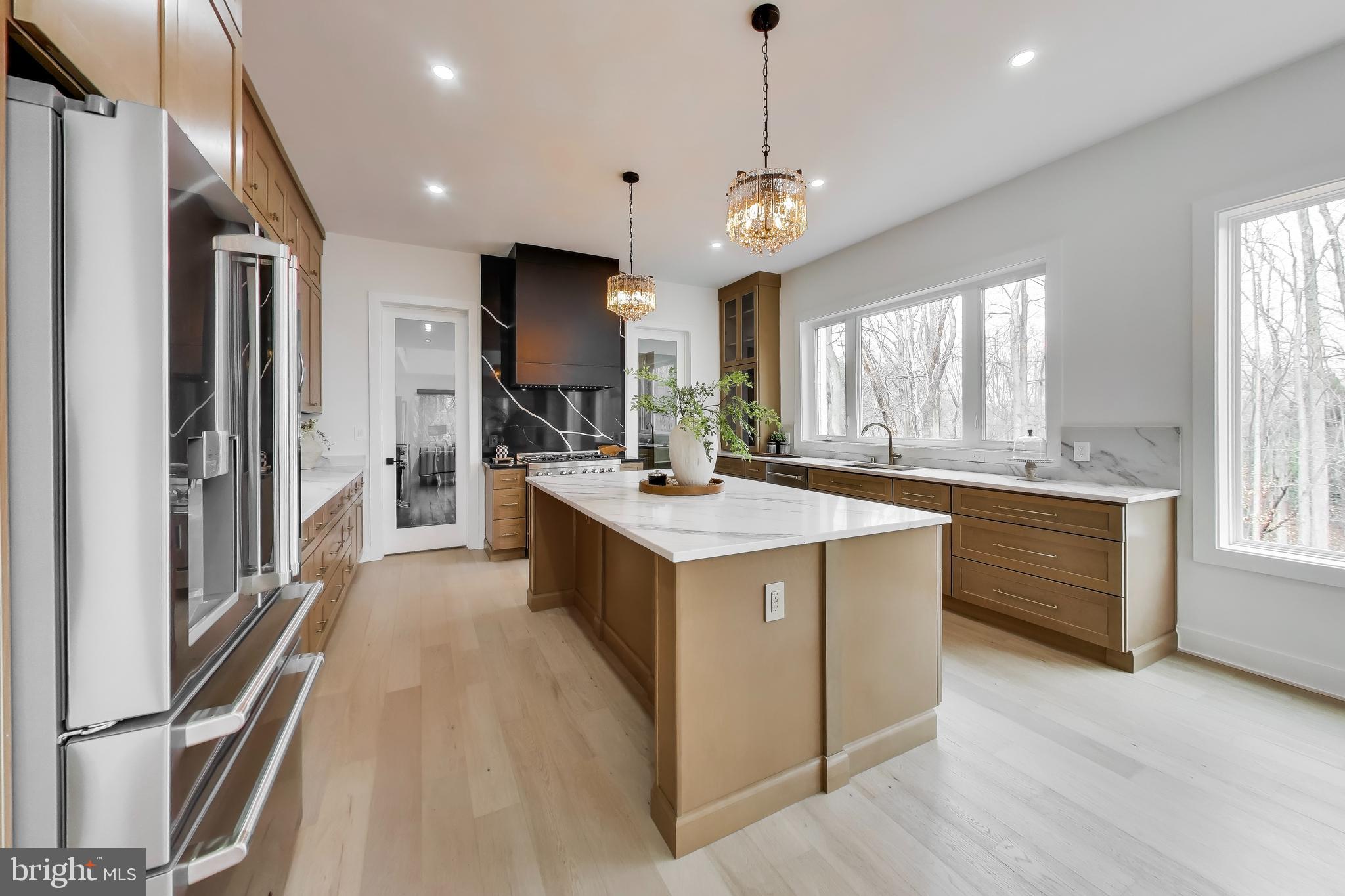 YATES FORD - Residential