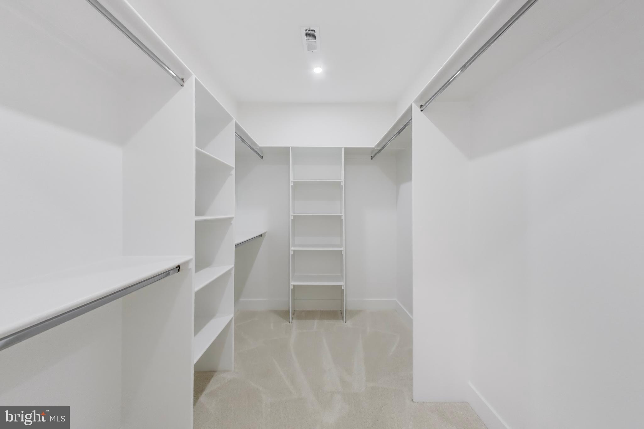 YATES FORD - Residential