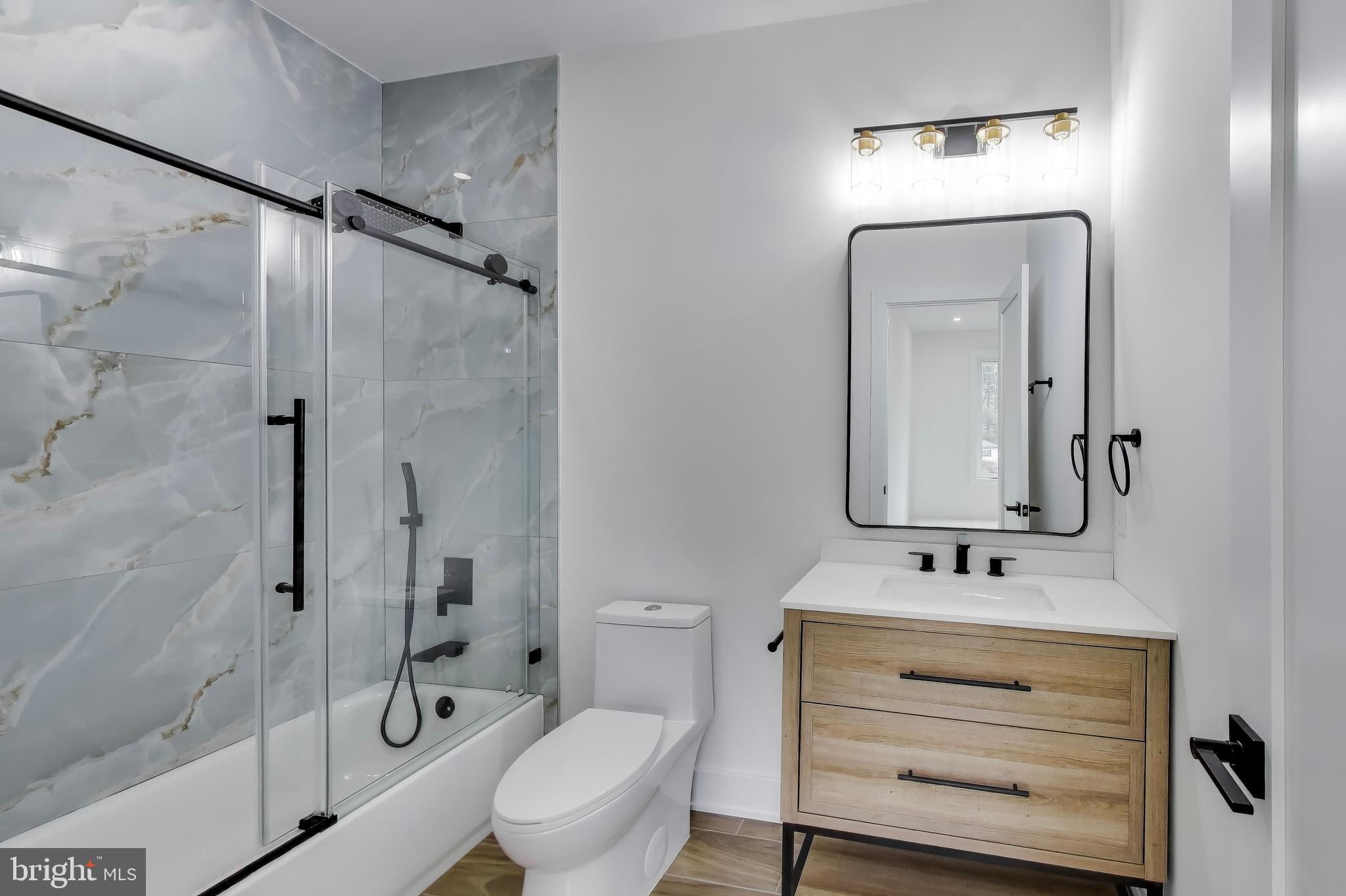 YATES FORD - Residential