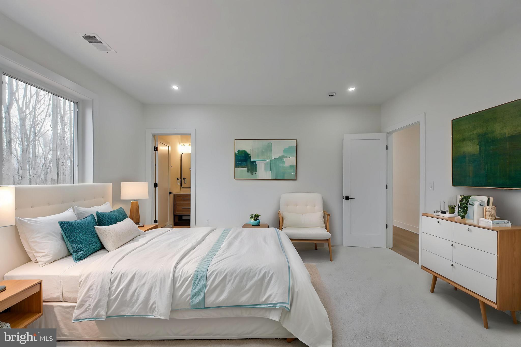 YATES FORD - Residential