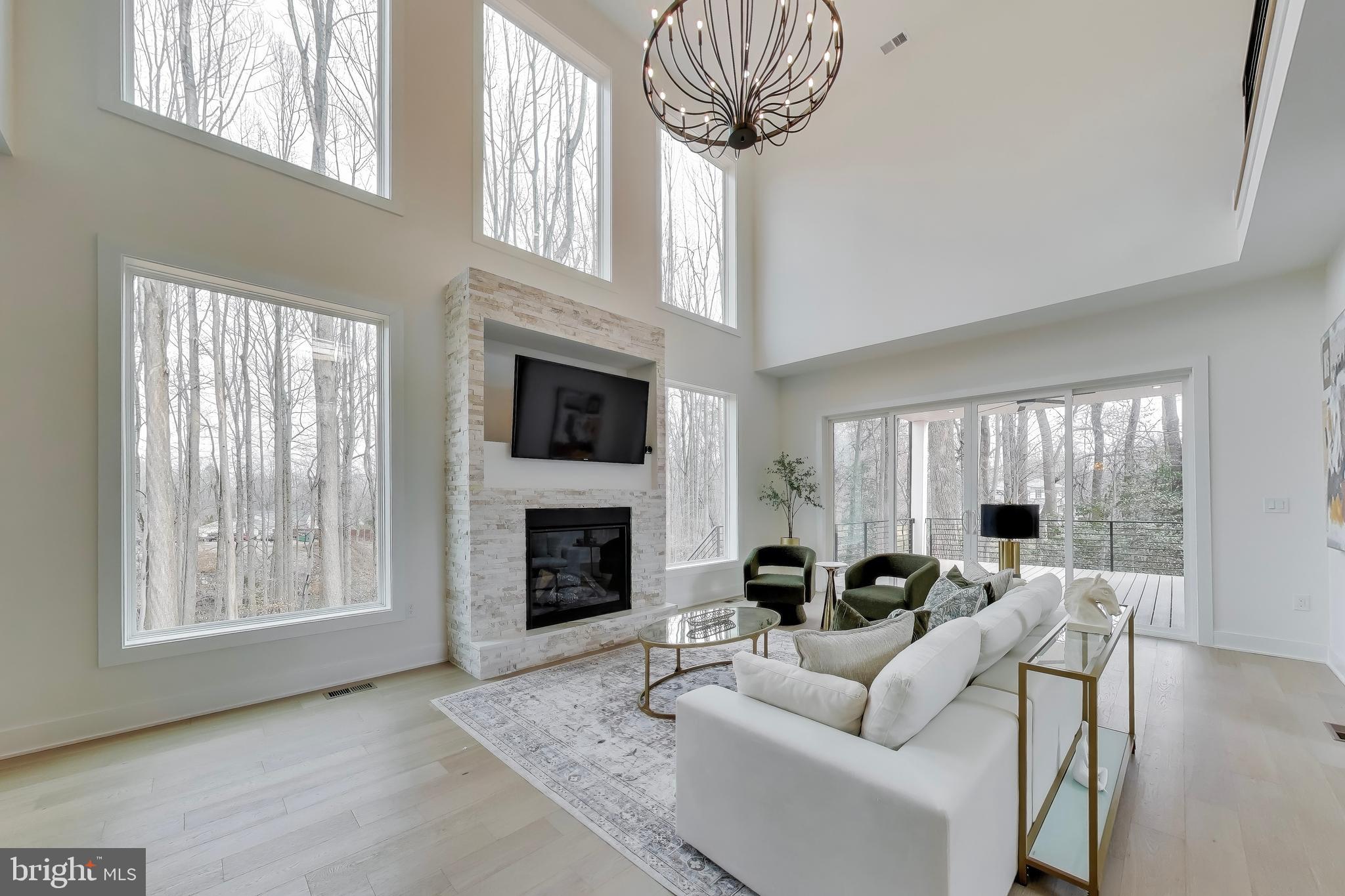 YATES FORD - Residential